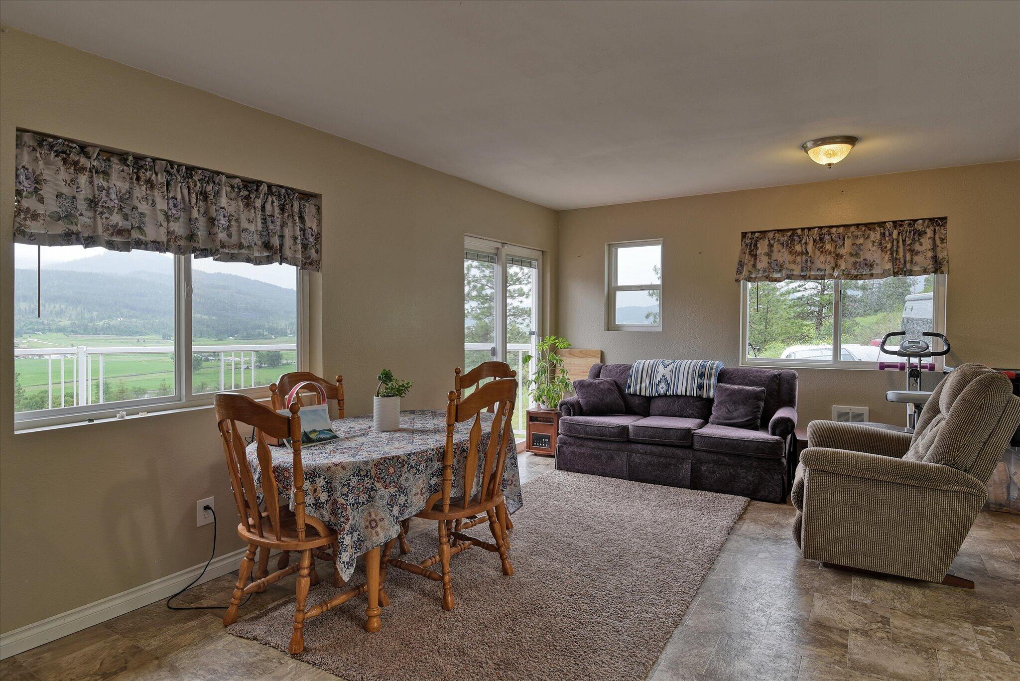 
                        Property photograph at
                        419 US-395 S
                      