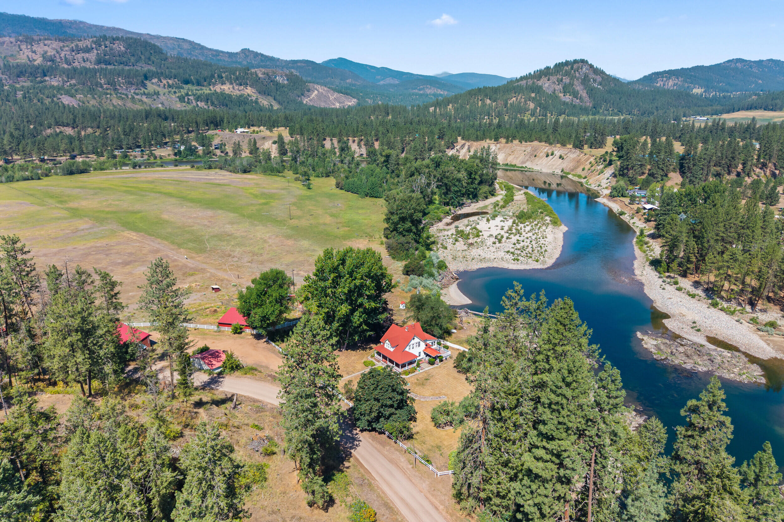 
                        Property photograph at
                        2339 KETTLE RIVER RD
                      