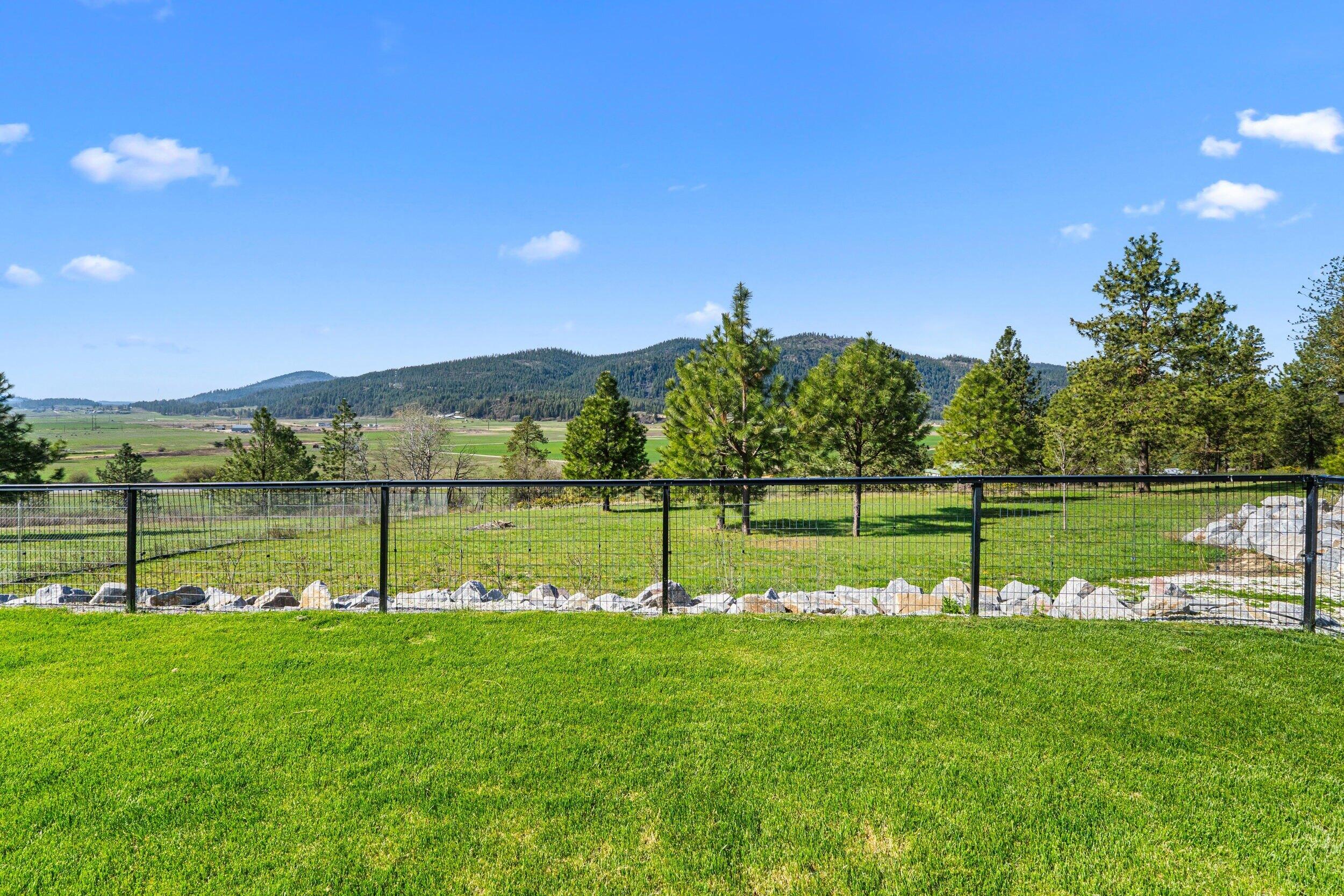 
                        Property photograph at
                        305 MAVEN WAY
                      