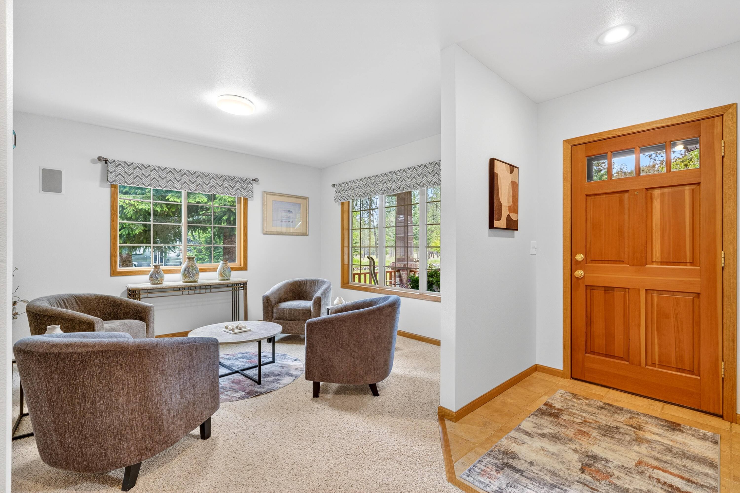 
                        Property photograph at
                        257 EAGLE DR
                      