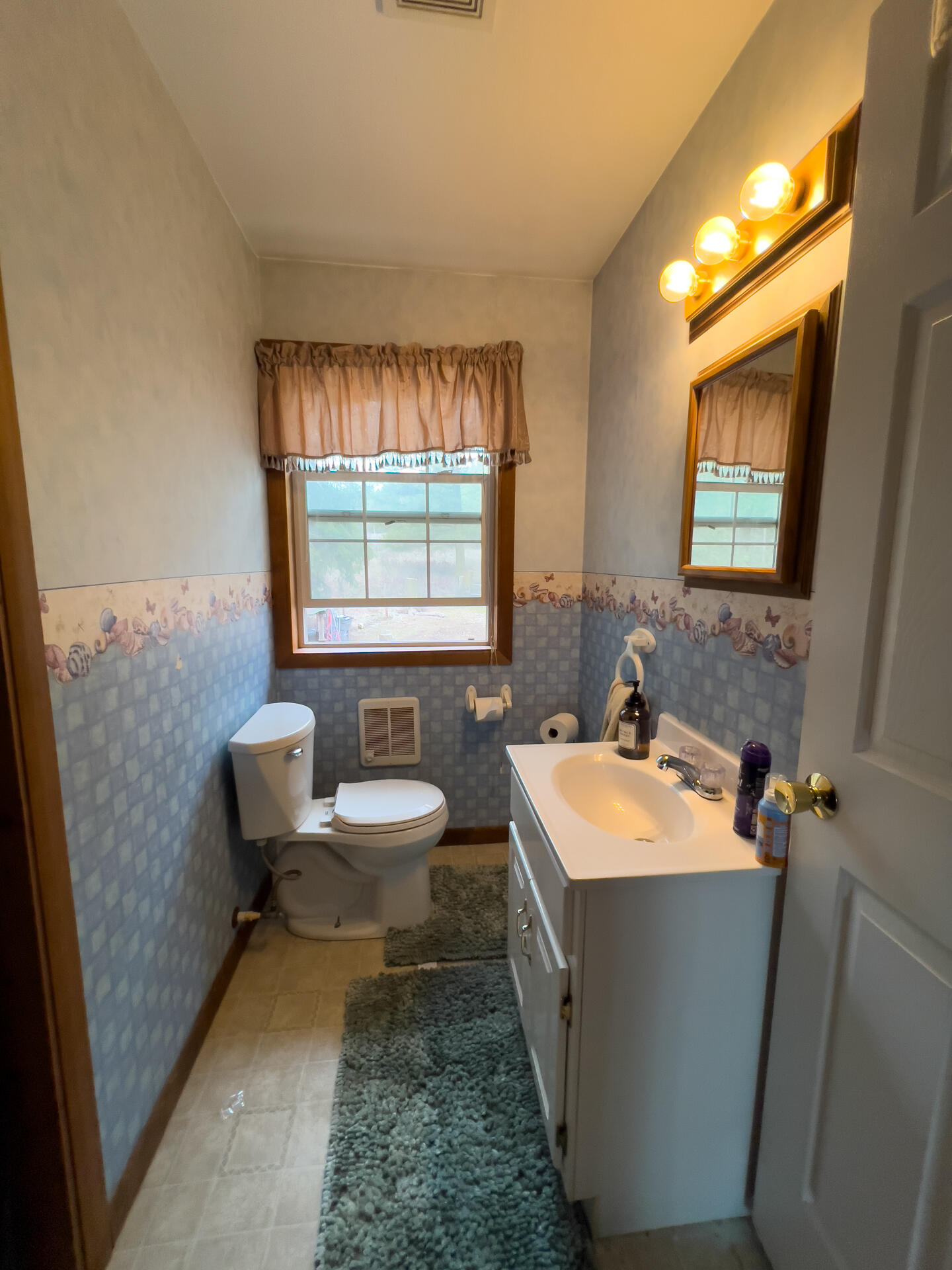 
                        Property photograph at
                        2063-A MARBLE VALLEY BASIN RD
                      
