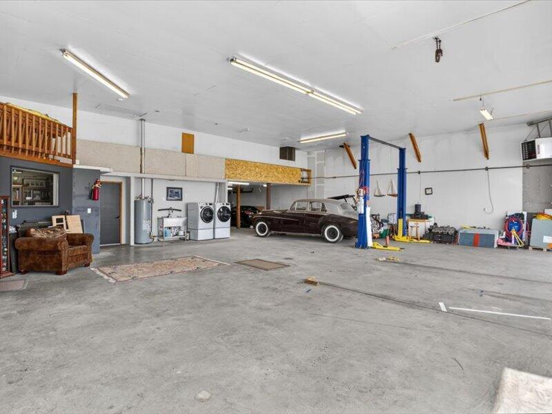 
                        Property photograph at
                        147 RICHMOND LN
                      