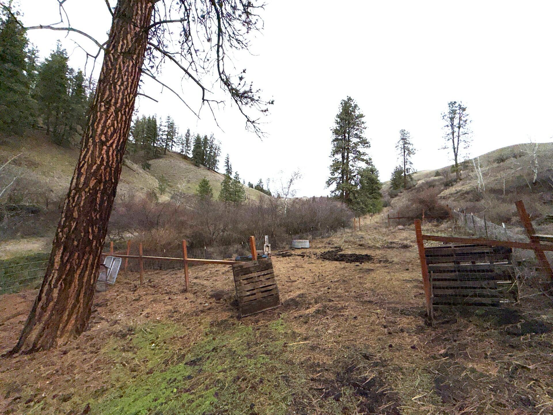 
                        Property photograph at
                        TBD COTTONWOOD CREEK RD
                      