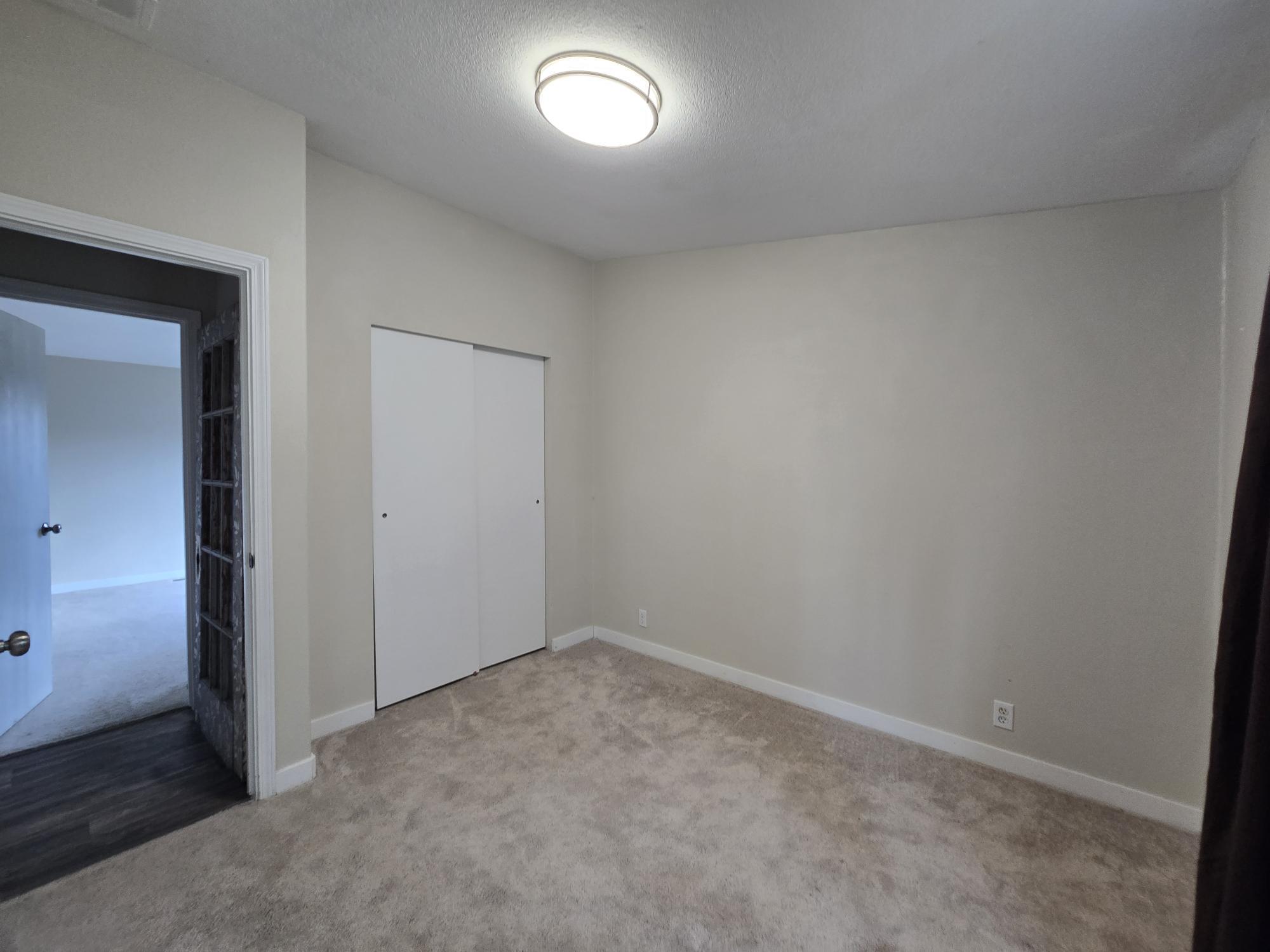 
                        Property photograph at
                        604 N WEST ST
                      