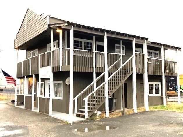 
                        Property photograph at
                        380 E 3RD AVE
                      