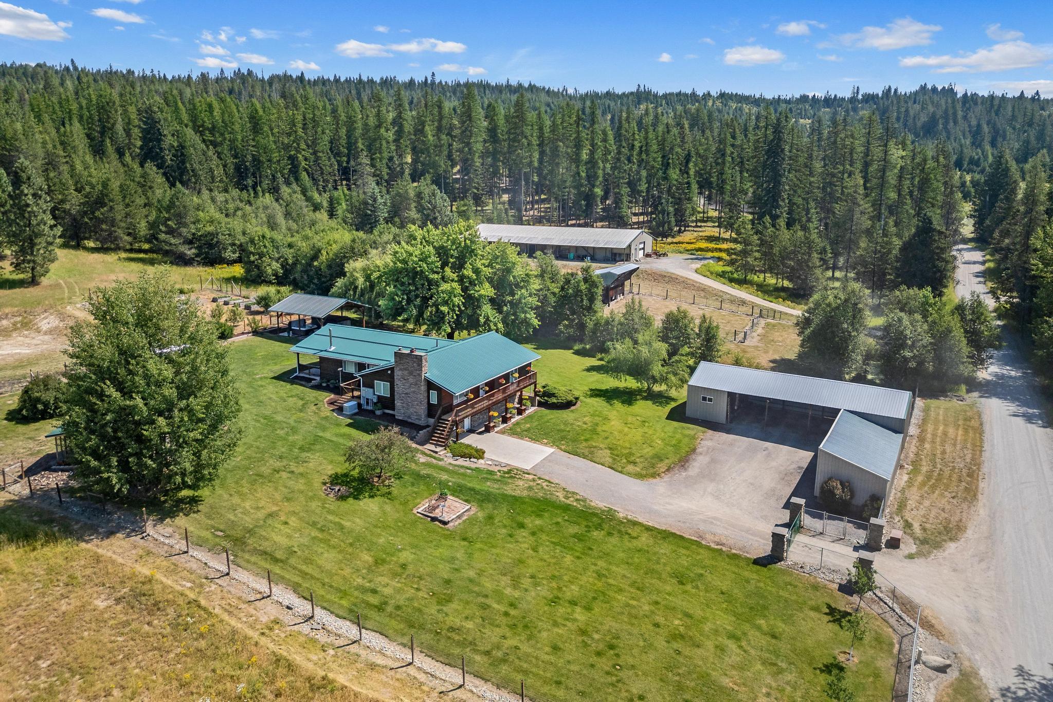
                        Property photograph at
                        1381 LITTLE TWIN LAKES RD
                      