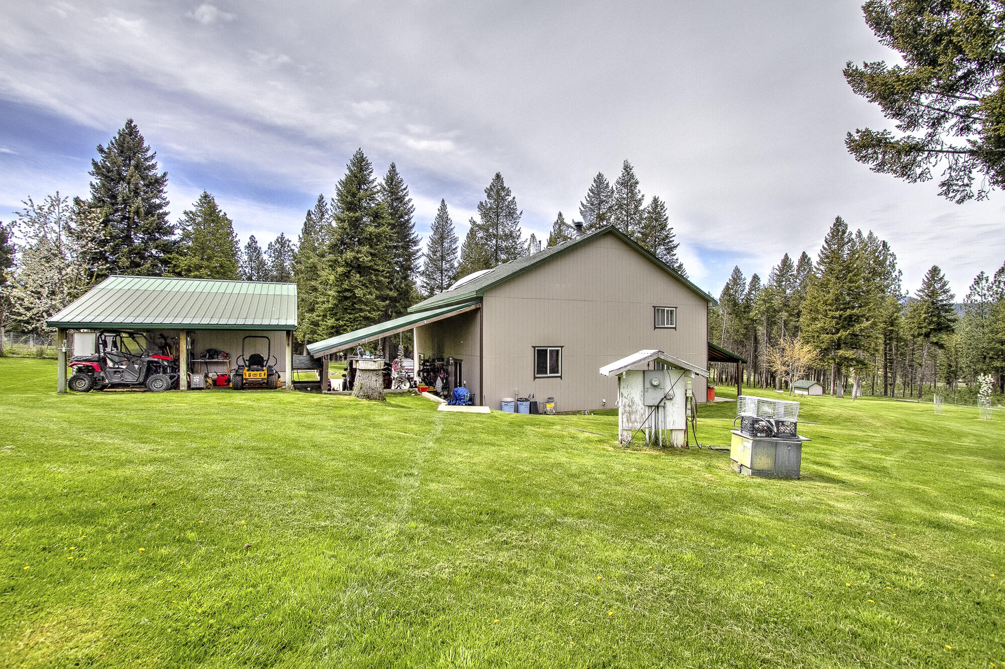 
                        Property photograph at
                        6731 RIVER WAY
                      