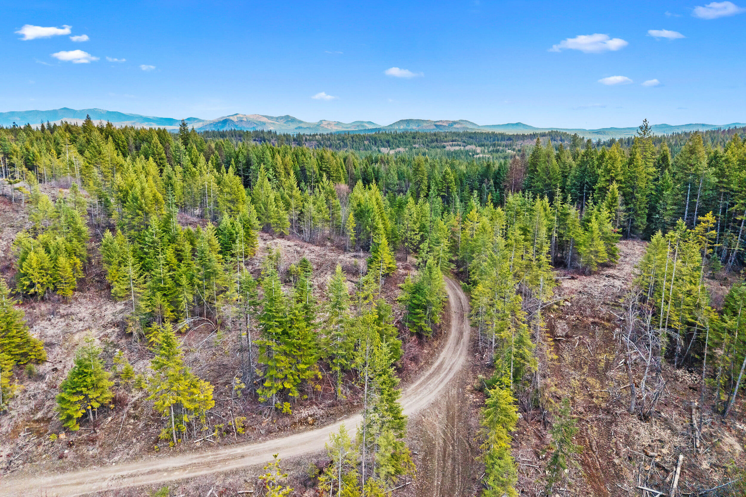 
                        Property photograph at
                        36XX LANE MOUNTAIN WAY
                      