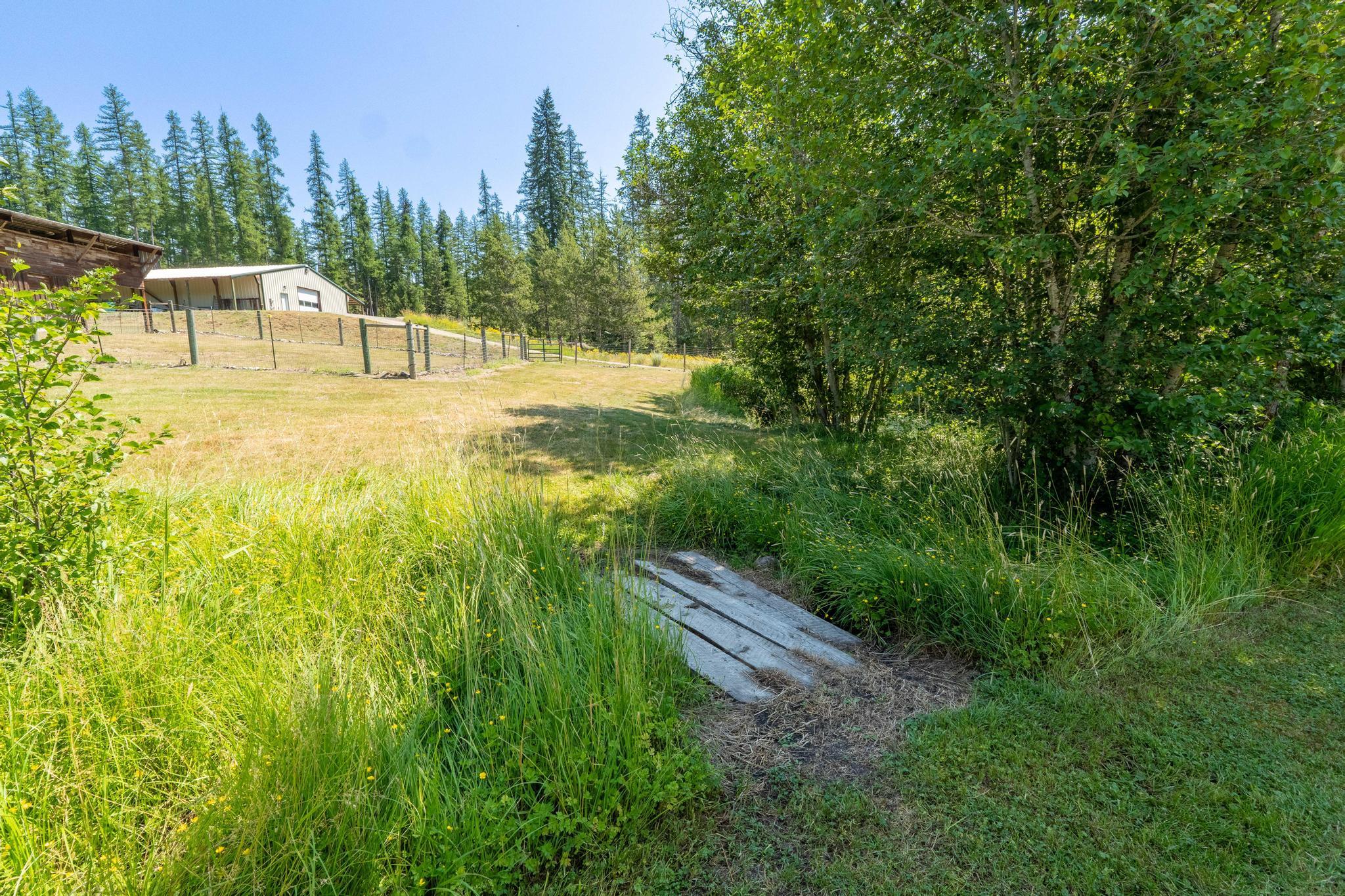 
                        Property photograph at
                        1381 LITTLE TWIN LAKES RD
                      
