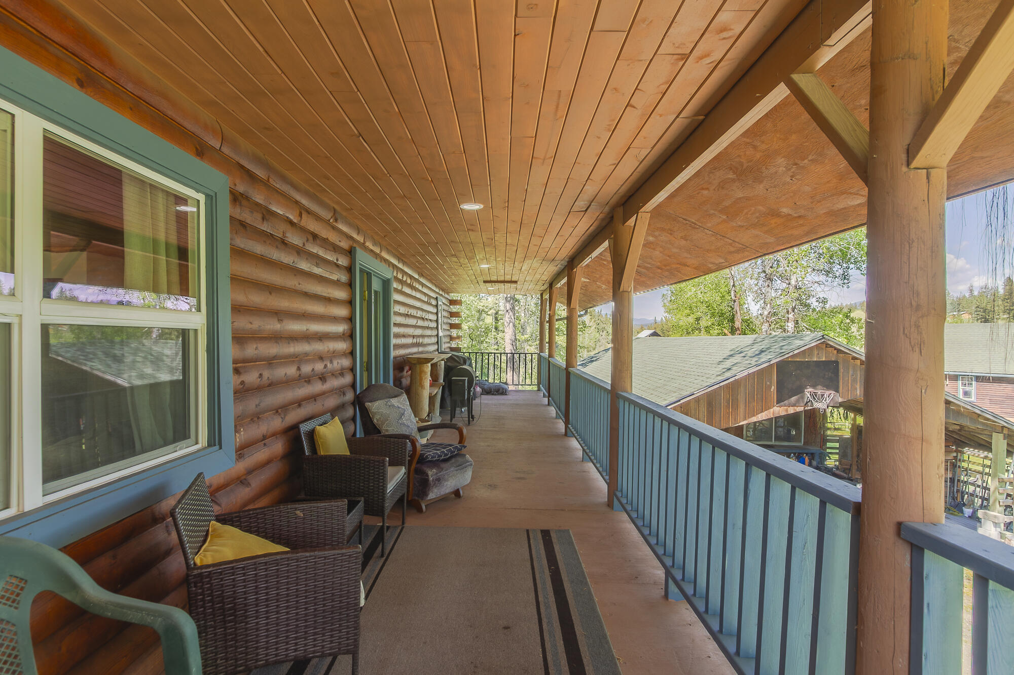 
                        Property photograph at
                        798 BARZEE RD
                      