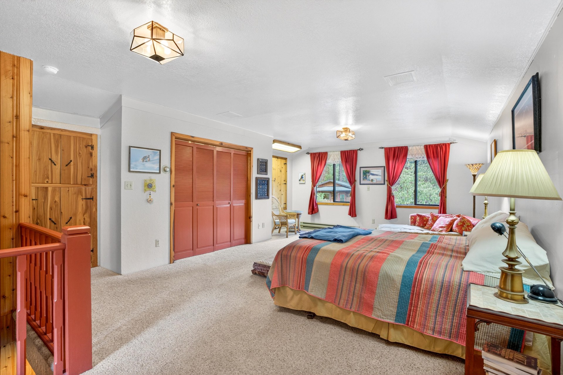 
                        Property photograph at
                        59 BISBEE CREEK LN
                      