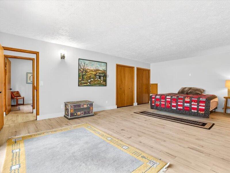 
                        Property photograph at
                        147 RICHMOND LN
                      