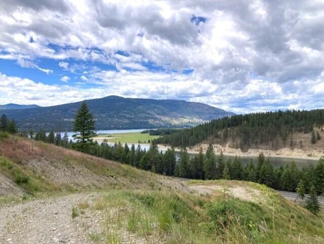 
                        Property photograph at
                        1381 #B HWY 25 S
                      