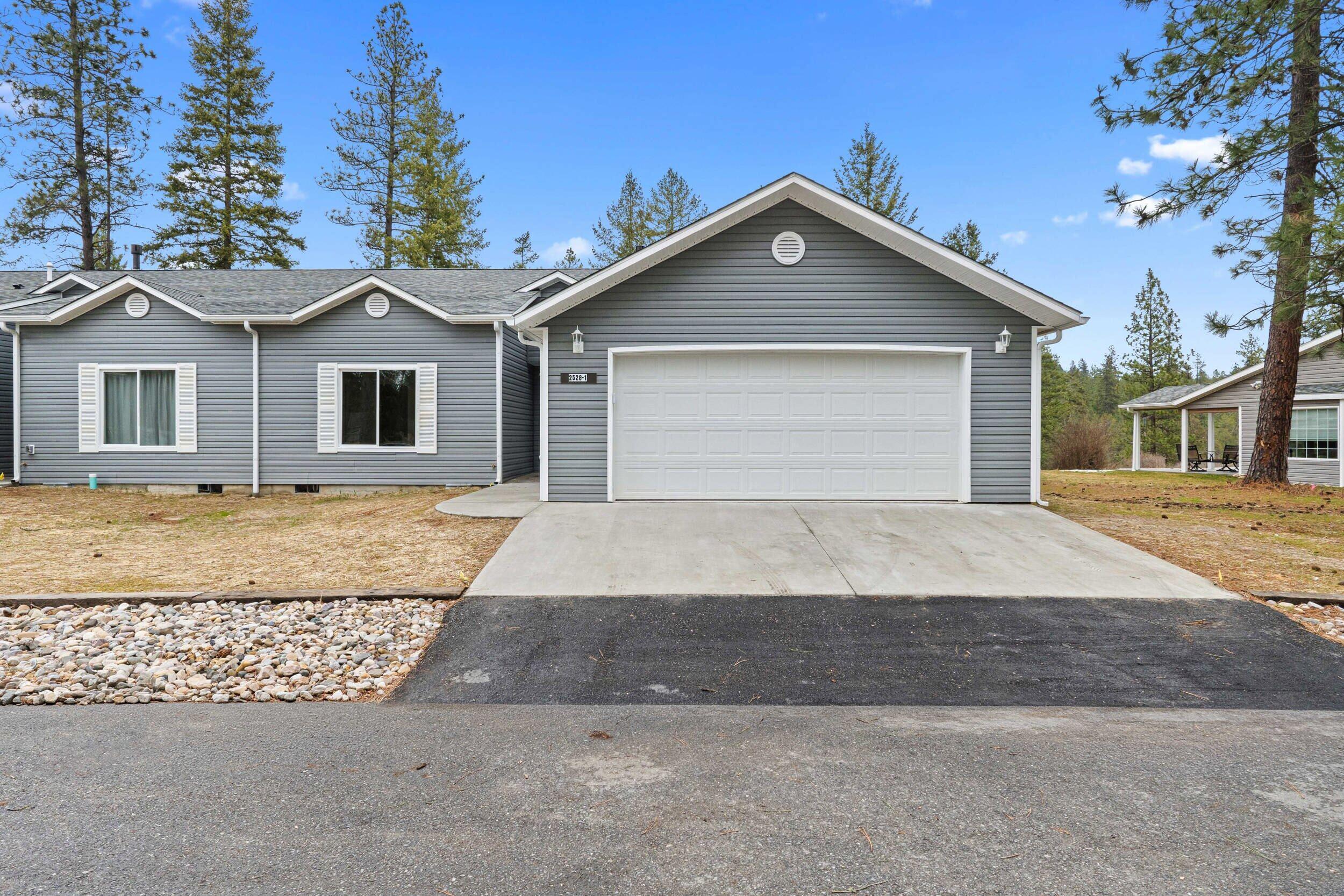 
                        Property photograph at
                        2528 CANYON CREST WAY
                      