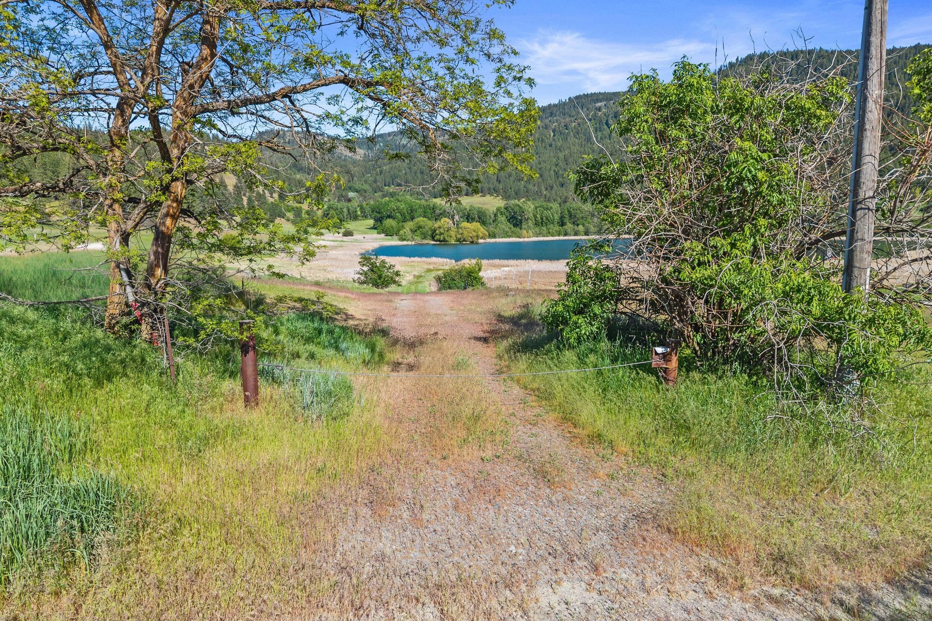 
                        Property photograph at
                        41XX BISSEL RD
                      