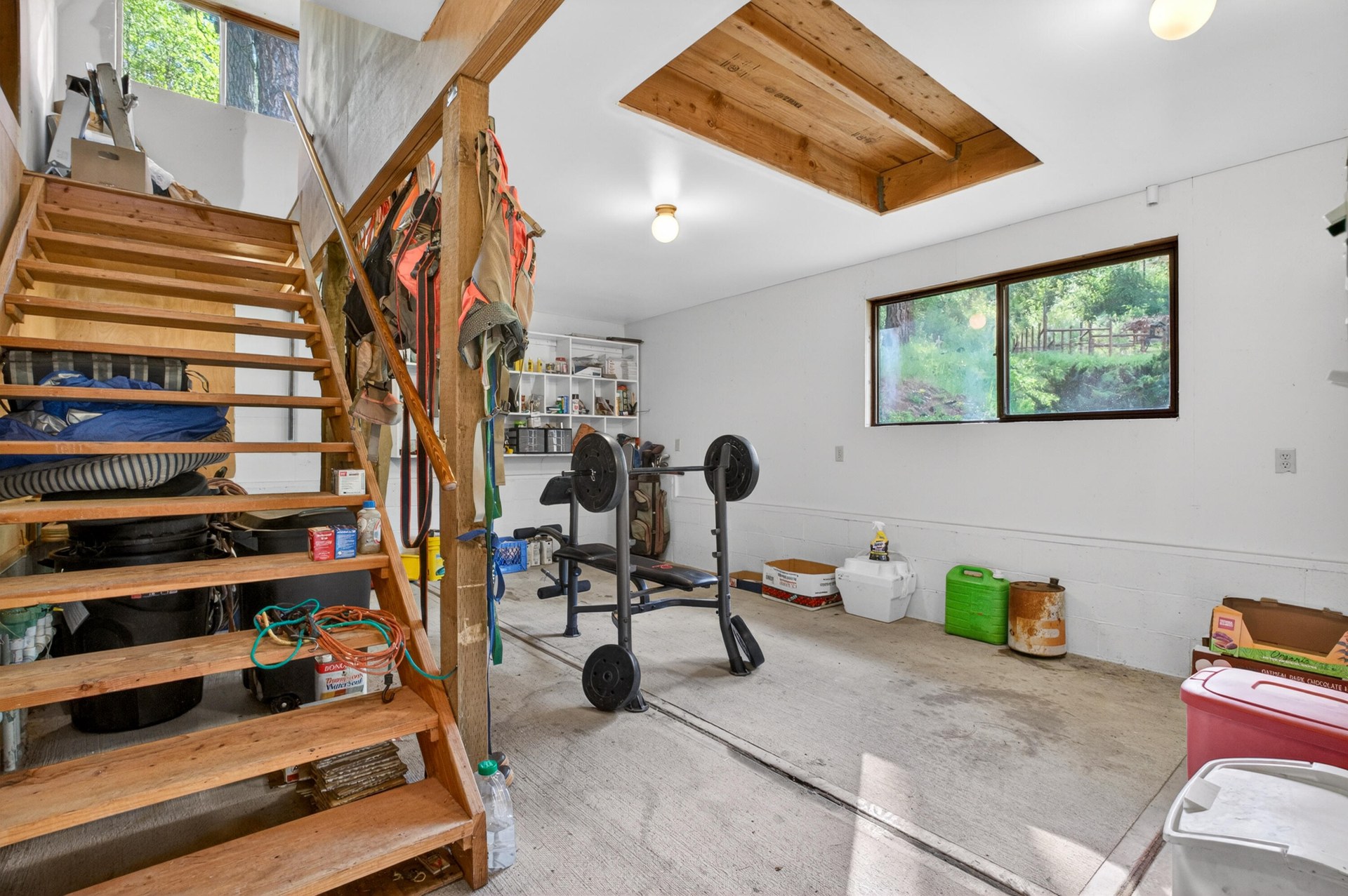 
                        Property photograph at
                        59 BISBEE CREEK LN
                      