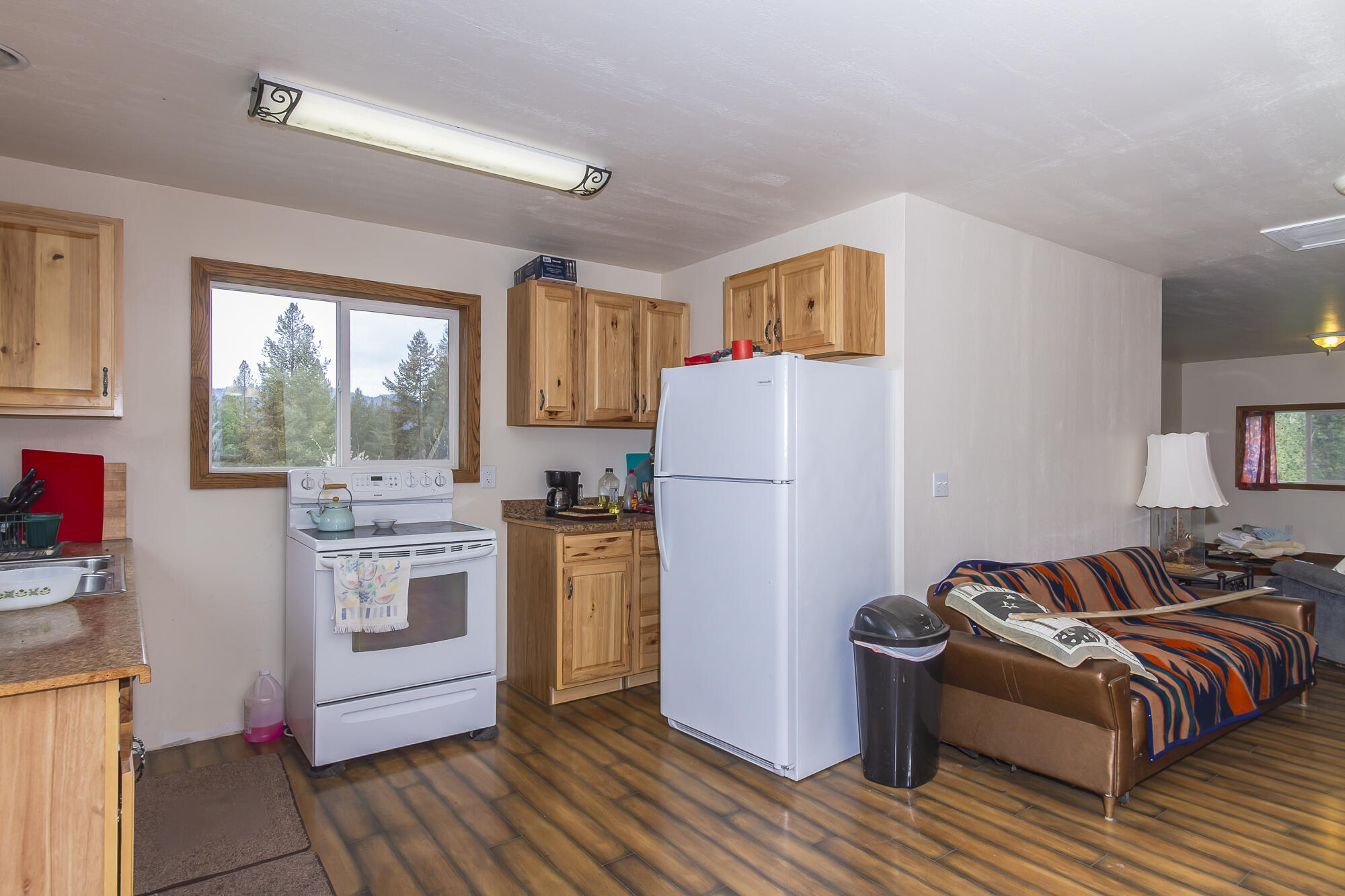 
                        Property photograph at
                        6731 RIVER WAY
                      