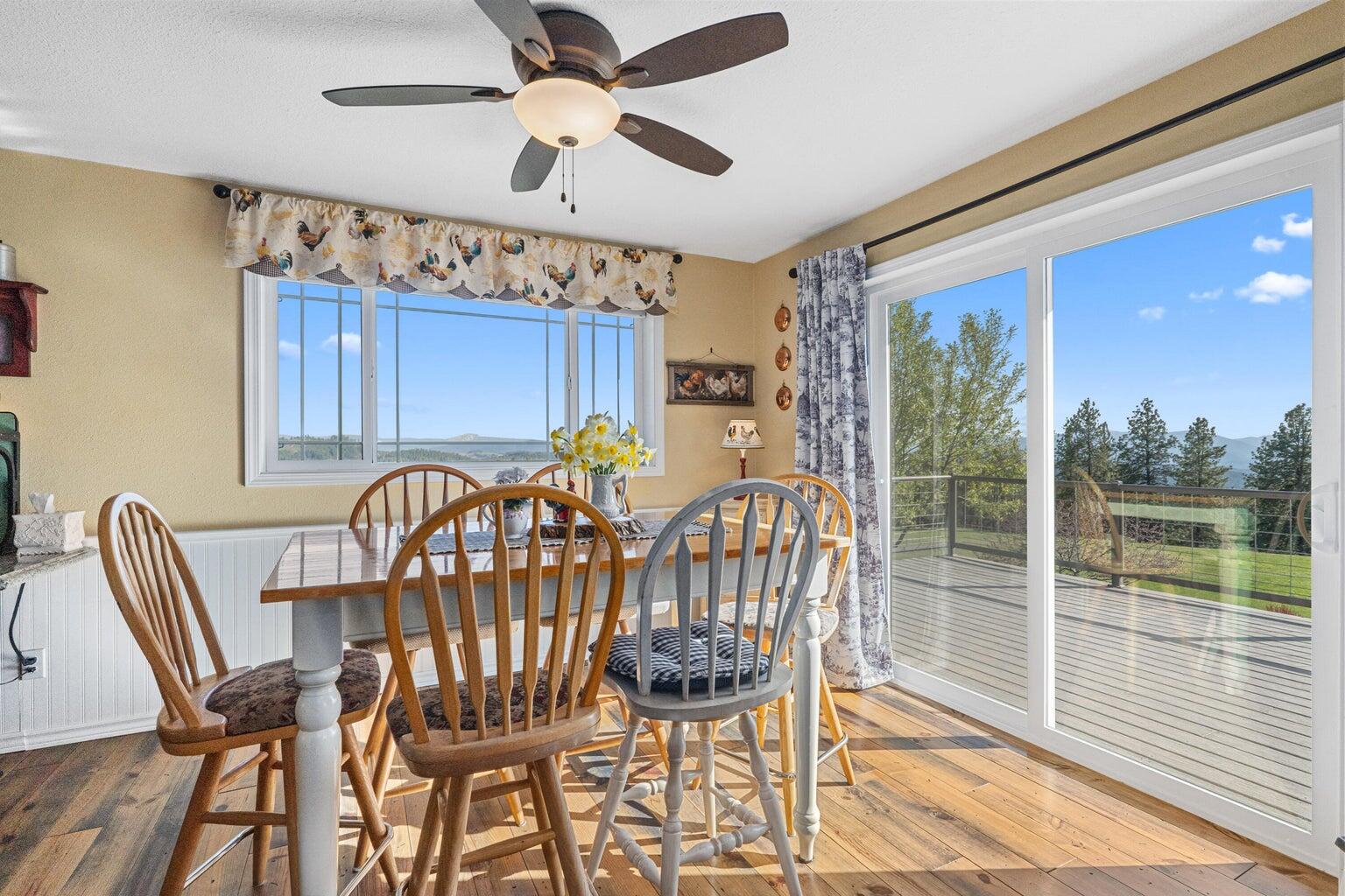 
                        Property photograph at
                        717 CONRAD HILL WAY
                      