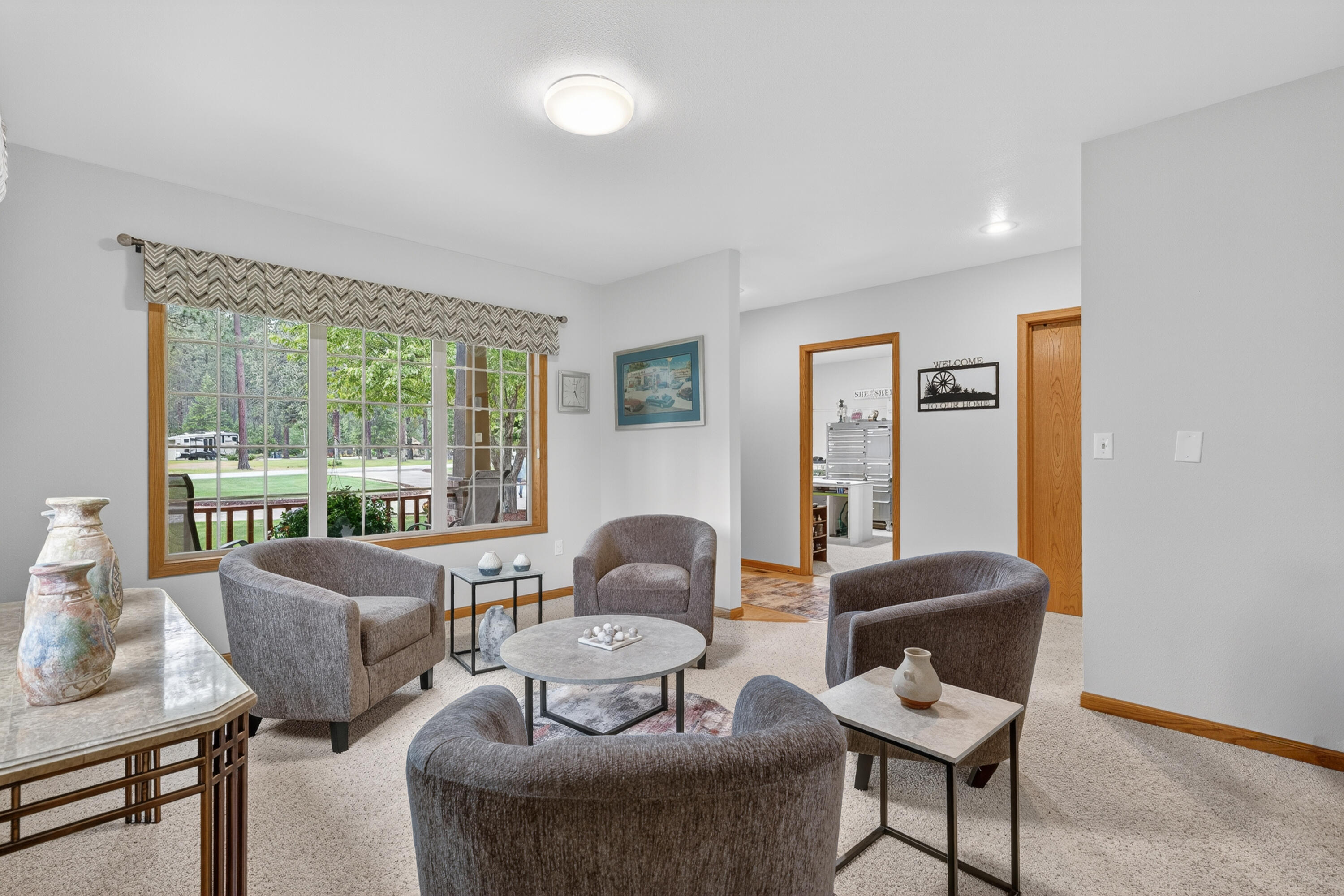 
                        Property photograph at
                        257 EAGLE DR
                      