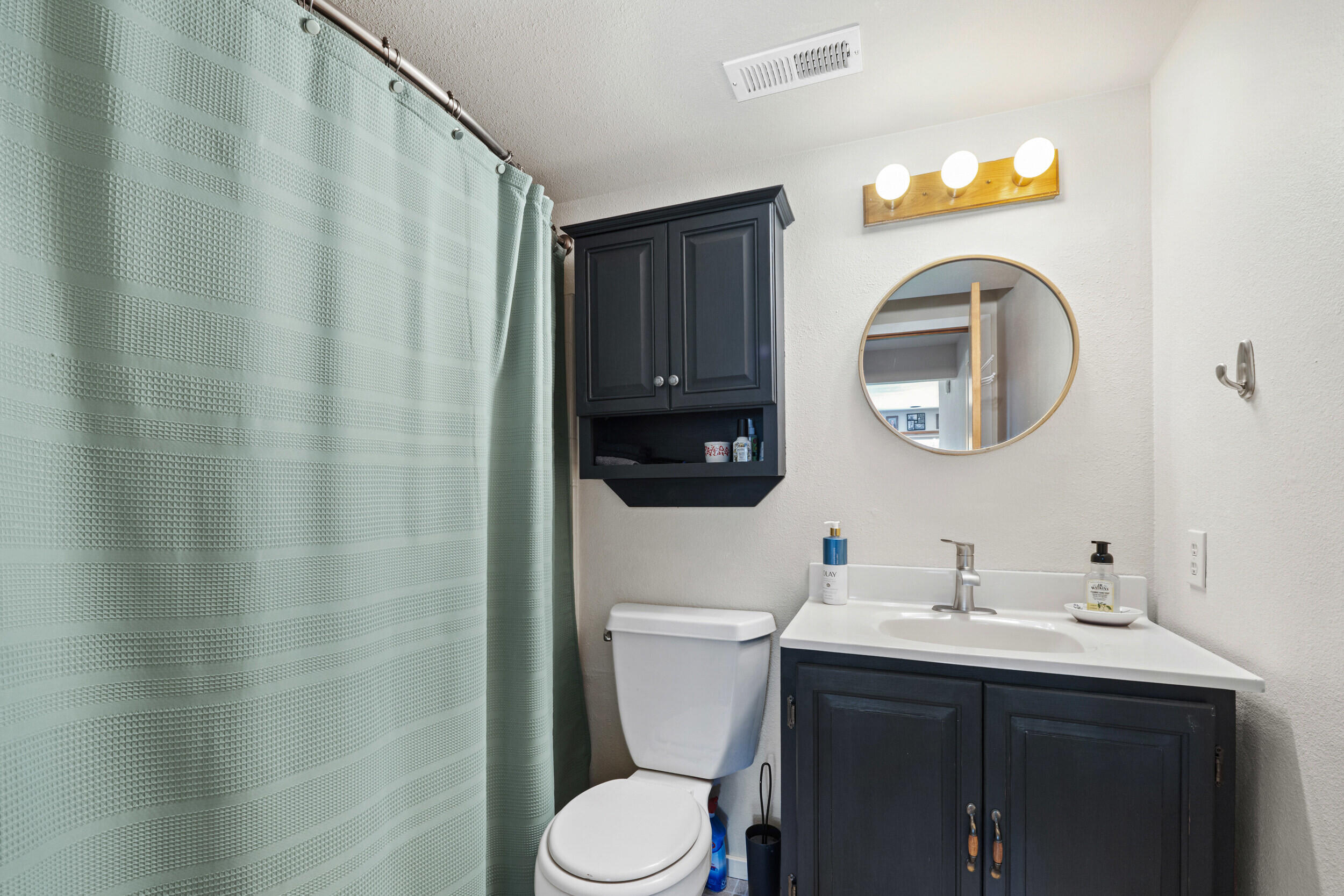 
                        Property photograph at
                        753 C ARDEN BUTTE RD
                      