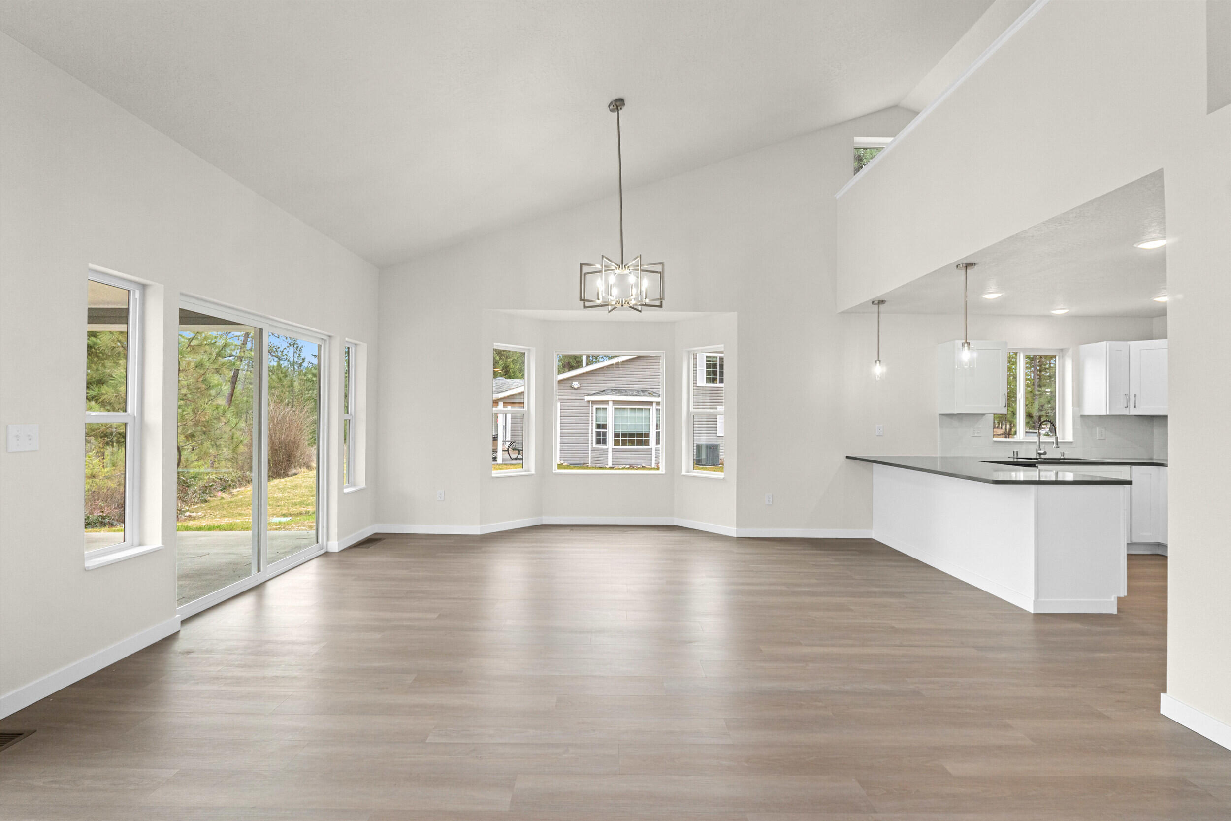 
                        Property photograph at
                        2528 CANYON CREST WAY
                      