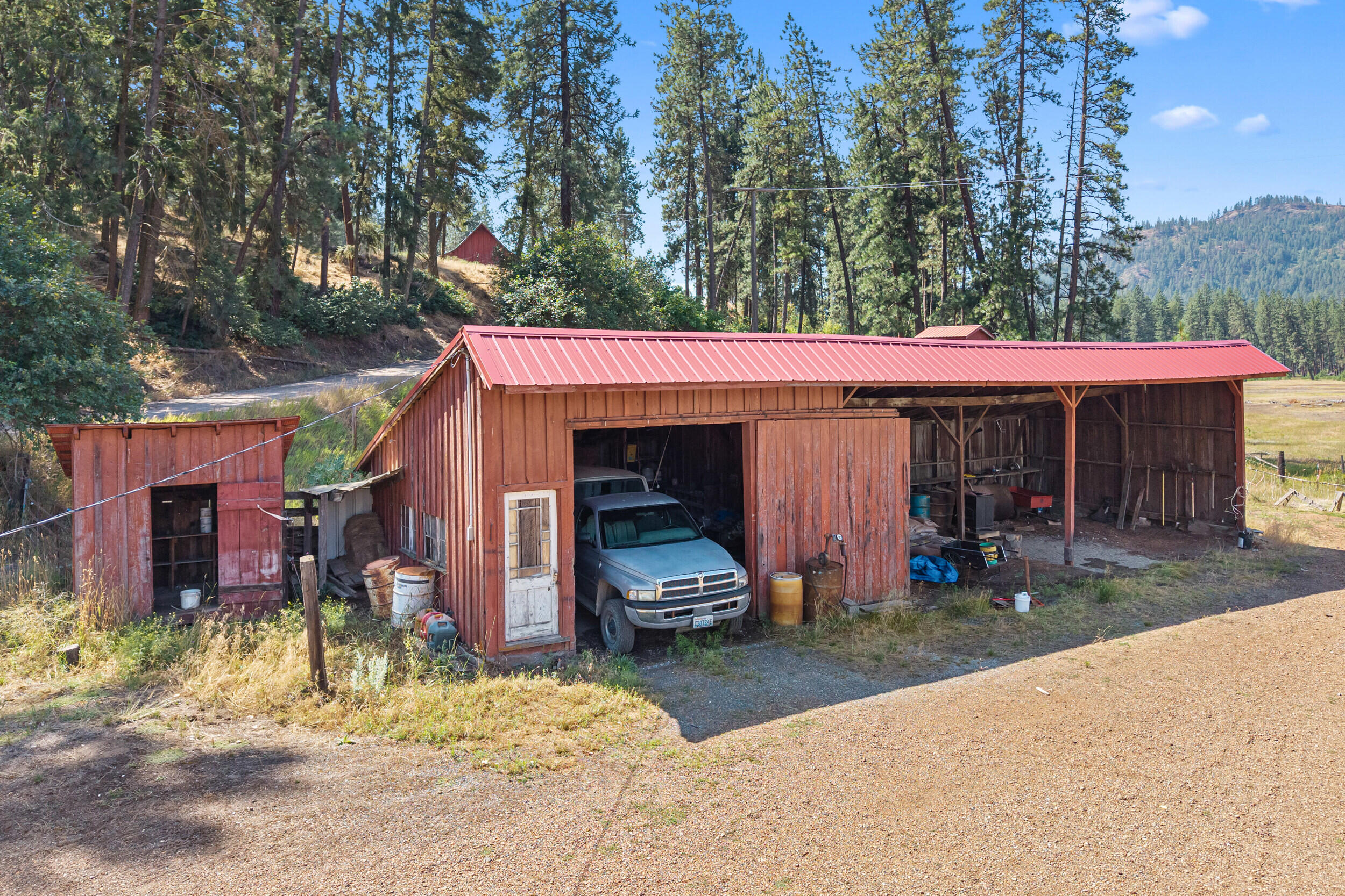 
                        Property photograph at
                        2339 KETTLE RIVER RD
                      