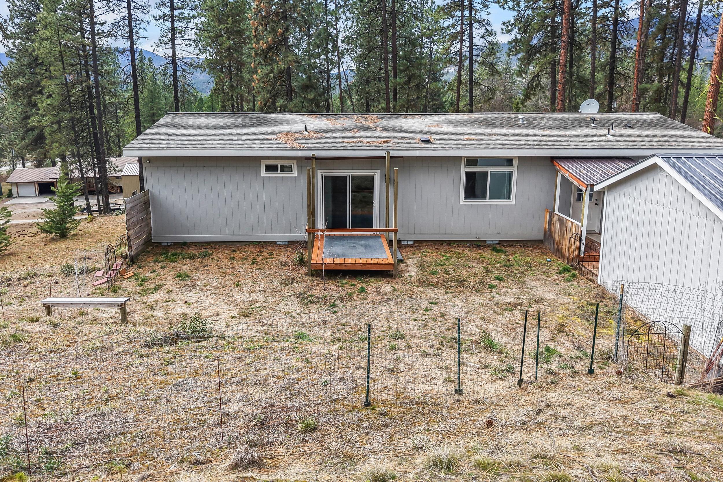 
                        Property photograph at
                        1477 COLLEGE LN
                      