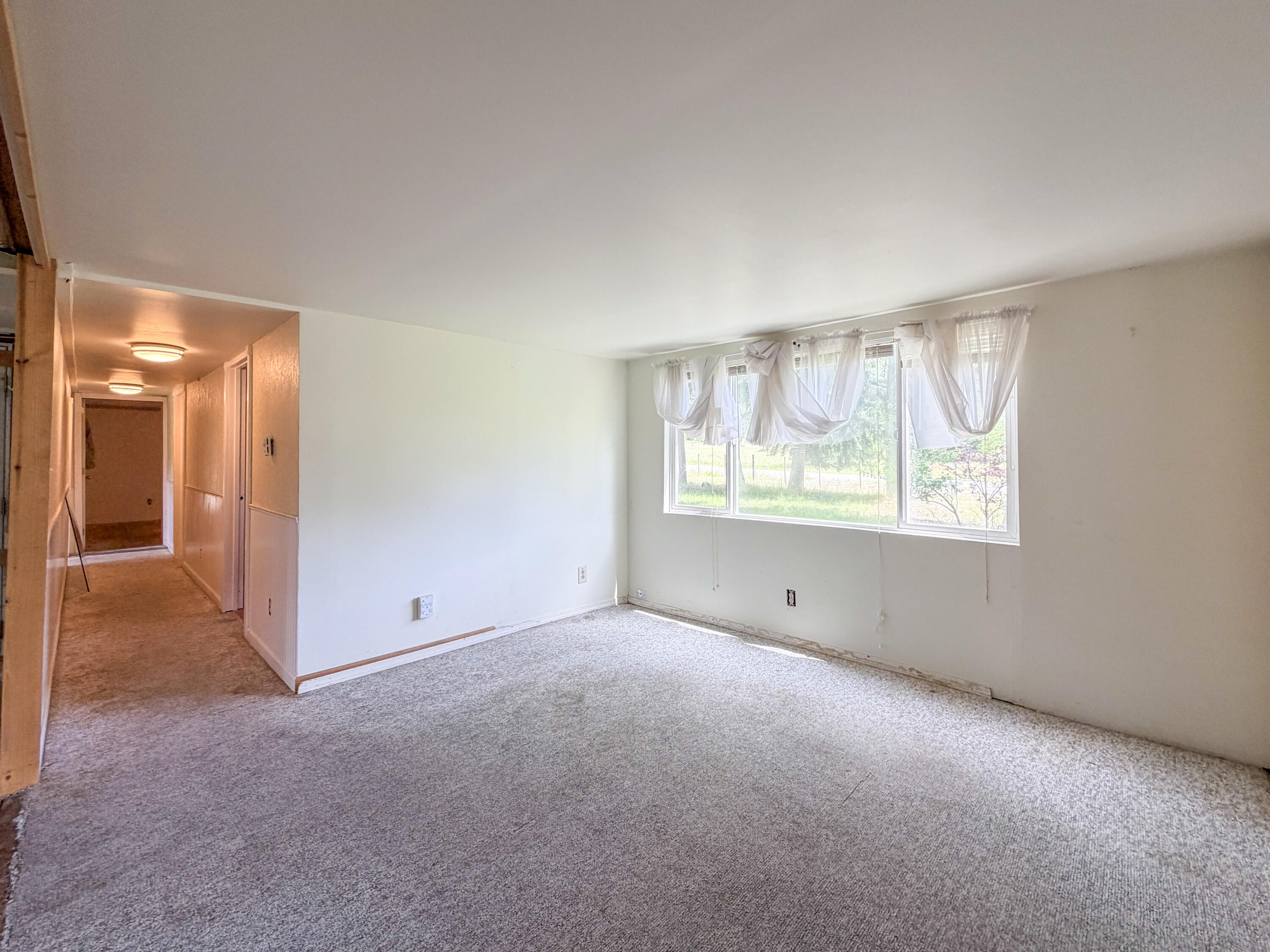 
                        Property photograph at
                        3154 HEATHER LANE
                      