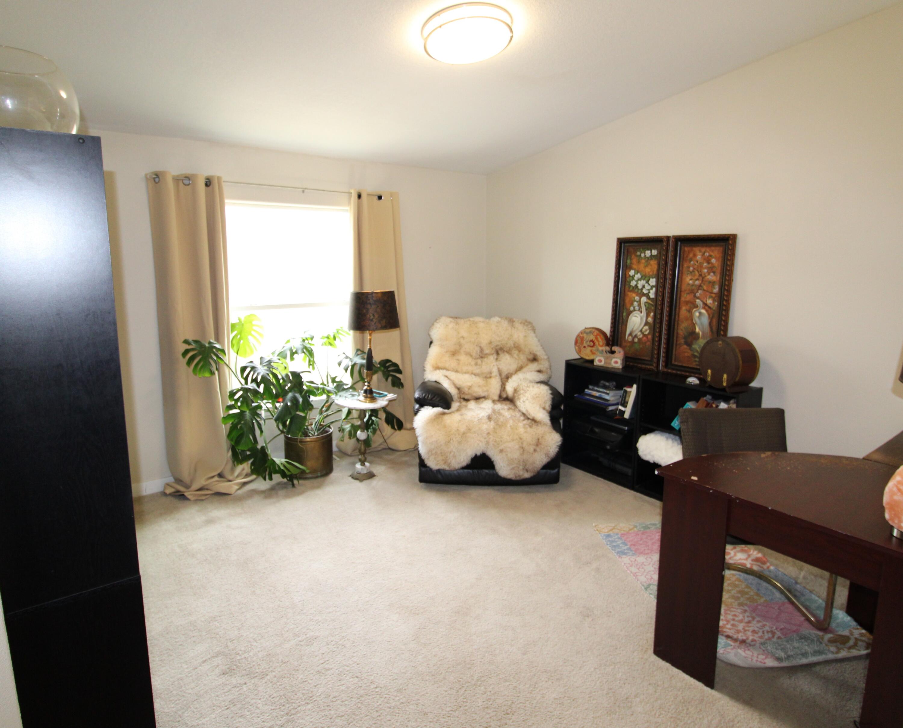 
                        Property photograph at
                        604 N WEST ST
                      