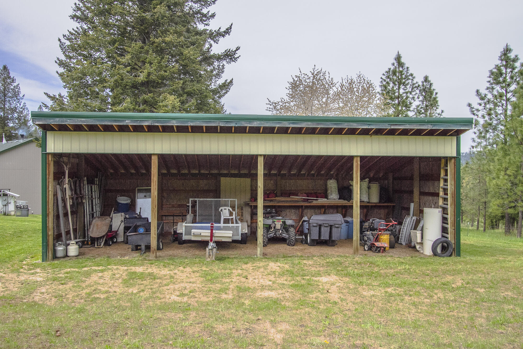 
                        Property photograph at
                        6731 RIVER WAY
                      