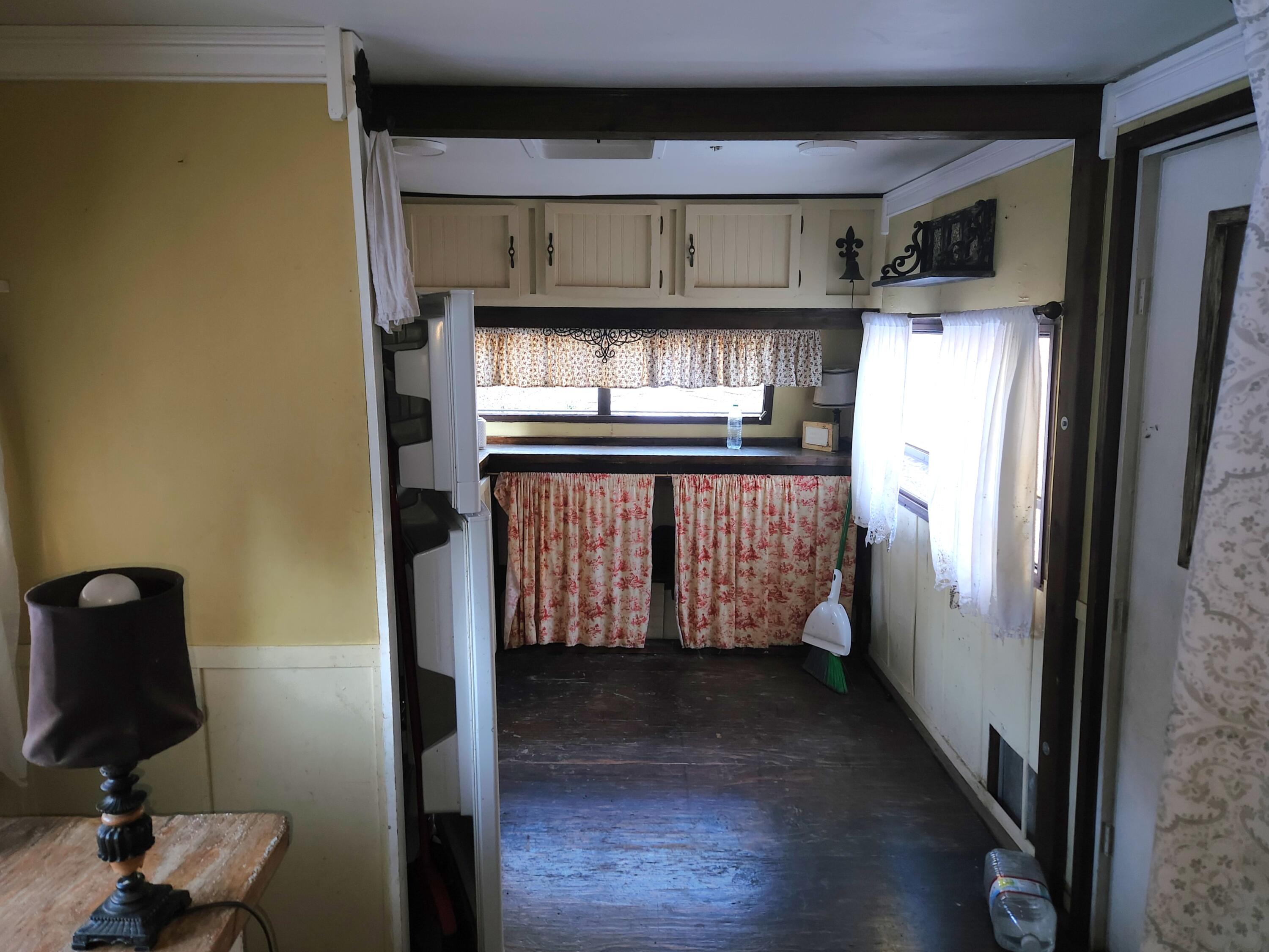 
                        Property photograph at
                        318 ROCKABYE LN
                      