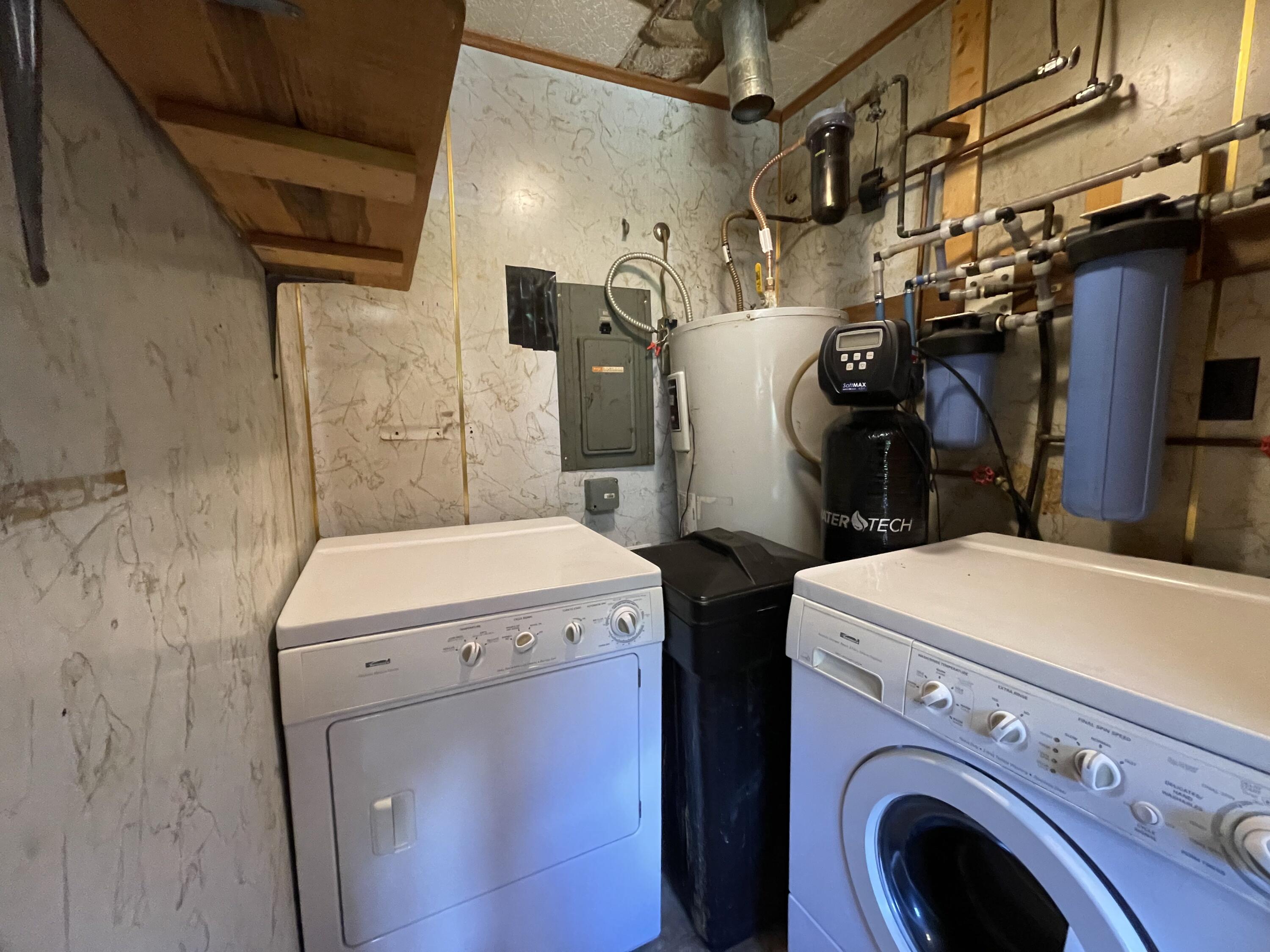 
                        Property photograph at
                        3797 IMPERIAL WAY
                      