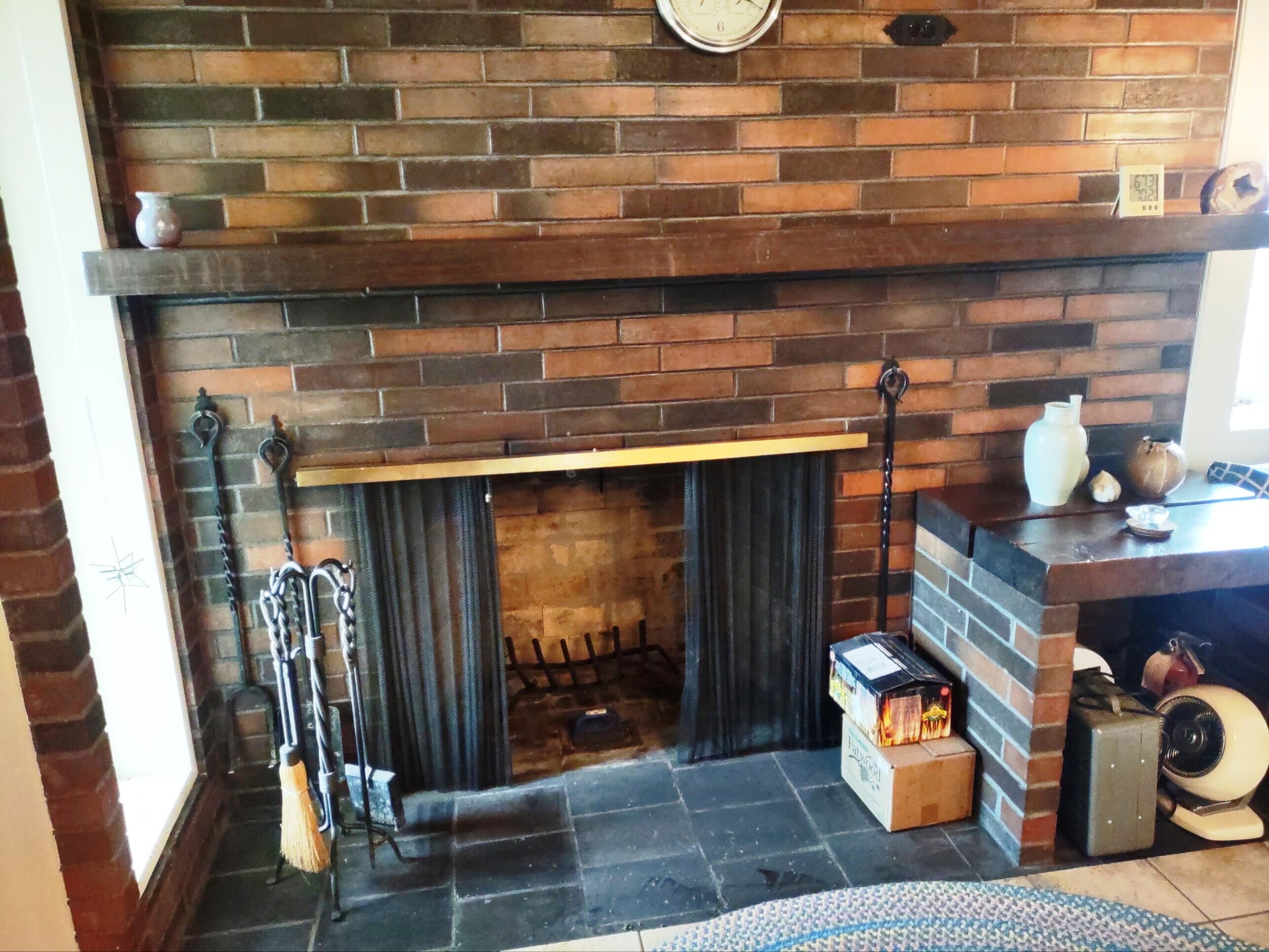 
                        Property photograph at
                        2175 W MCMANAMON RD
                      