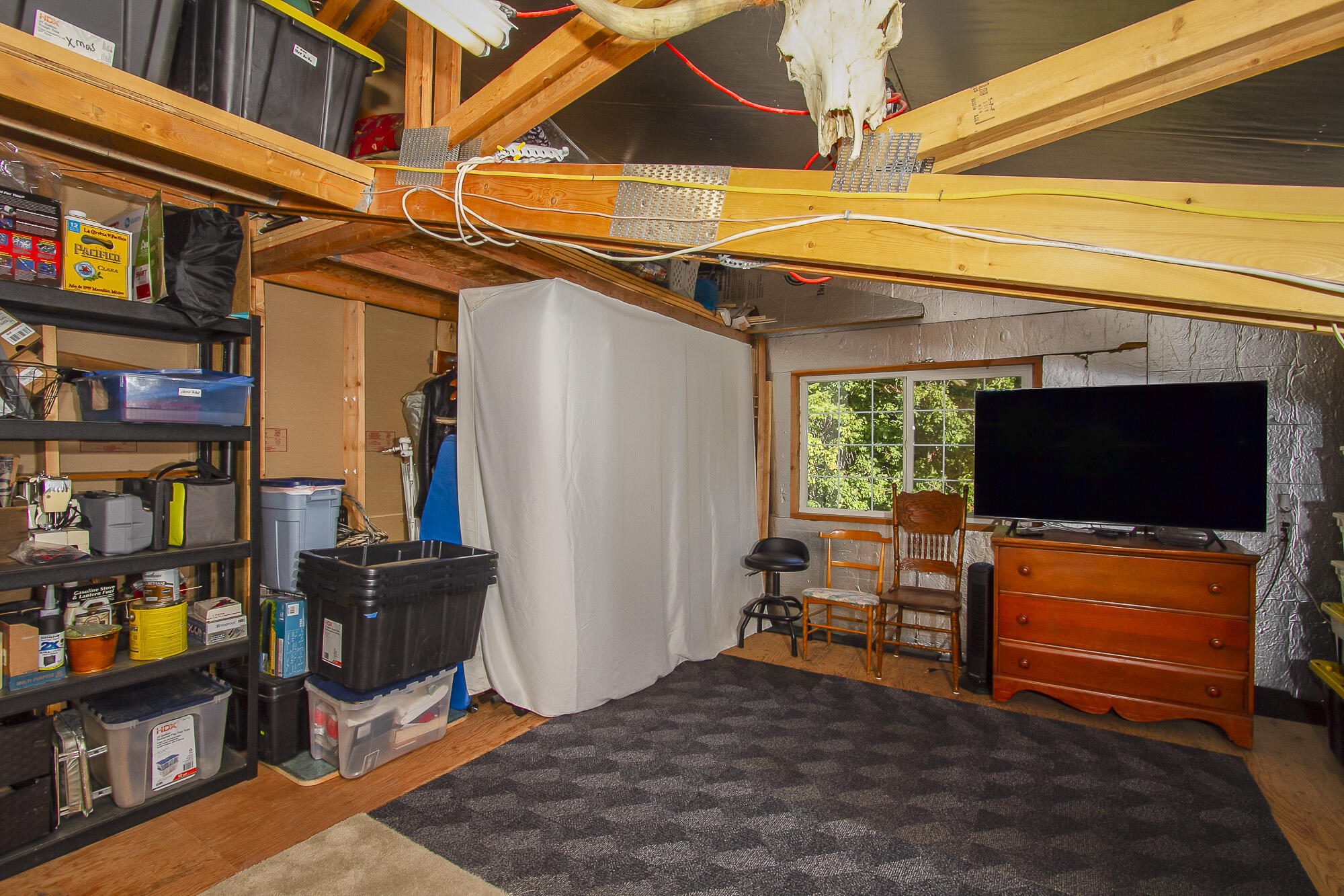 
                        Property photograph at
                        3829 DEEP LAKE BOUNDARY RD
                      
