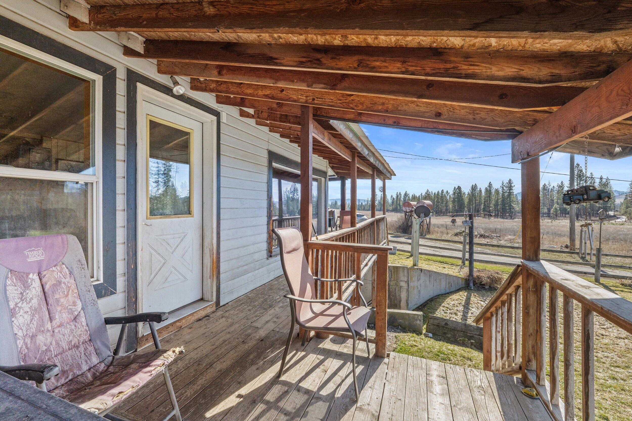 
                        Property photograph at
                        3031 HALL CREEK RD
                      