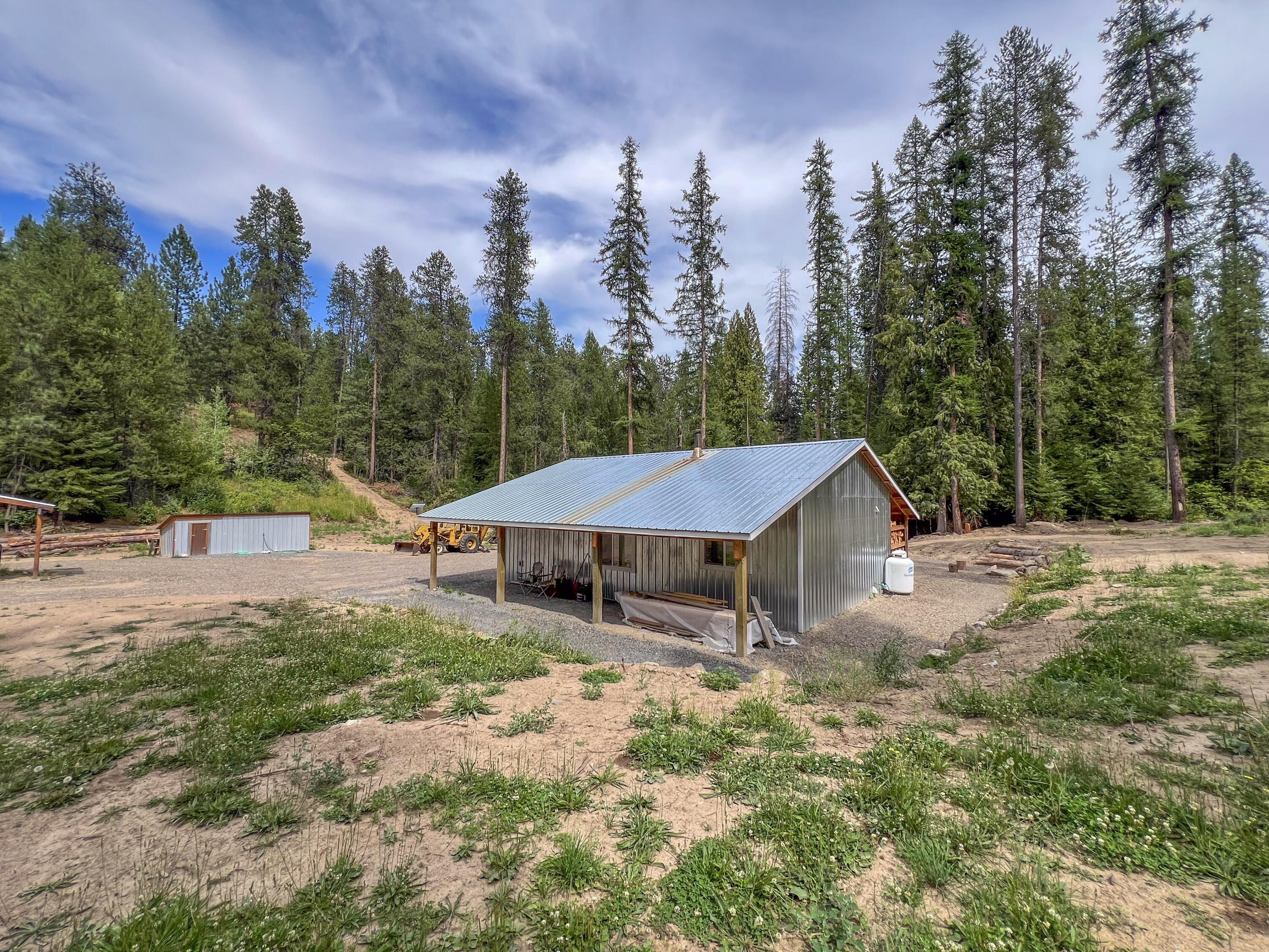 
                        Property photograph at
                        3402 LARKSPUR WAY
                      