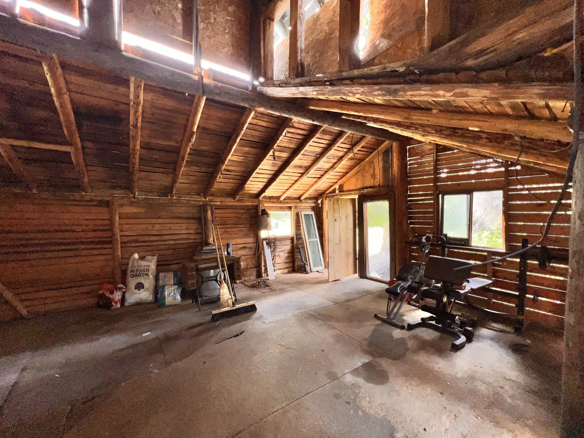 
                        Property photograph at
                        177 FIRST CREEK RD
                      