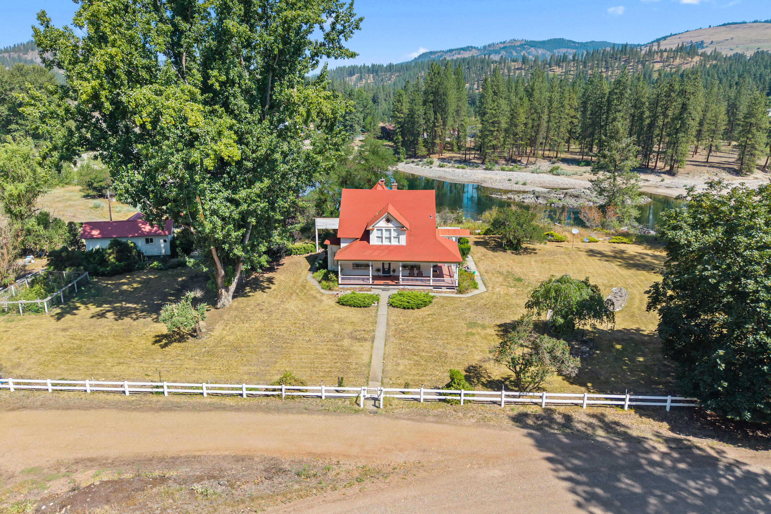 
                        Property photograph at
                        2339 KETTLE RIVER RD
                      