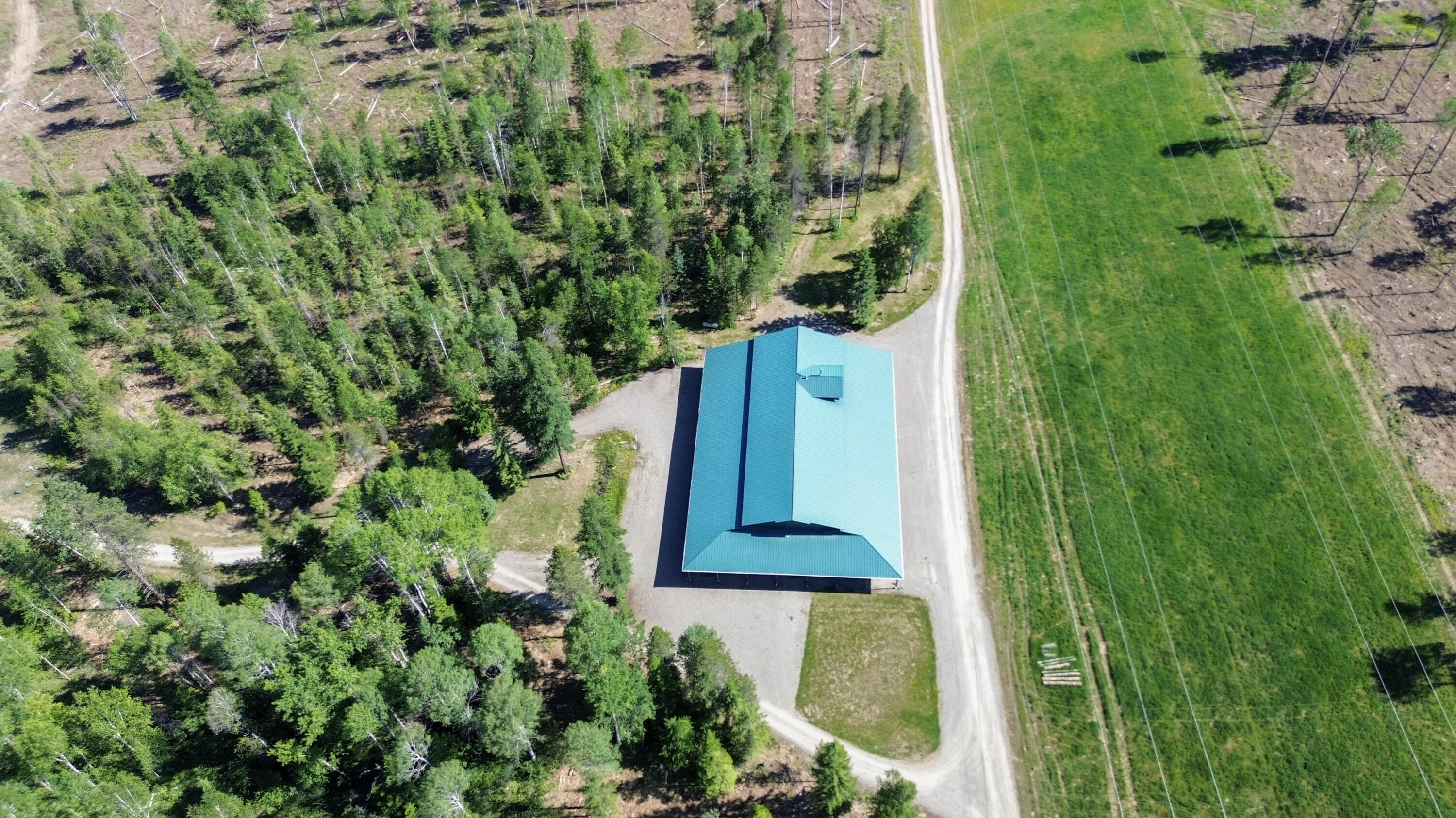 
                        Property photograph at
                        393958 HIGHWAY 20
                      