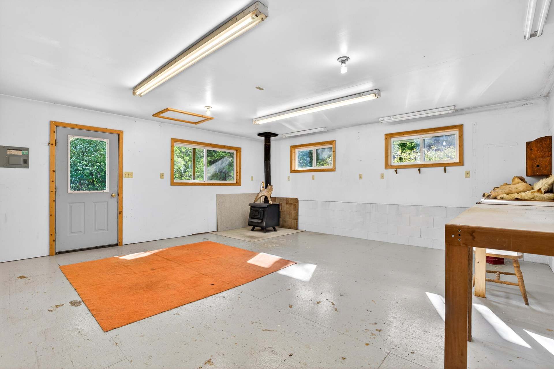 
                        Property photograph at
                        59 BISBEE CREEK LN
                      