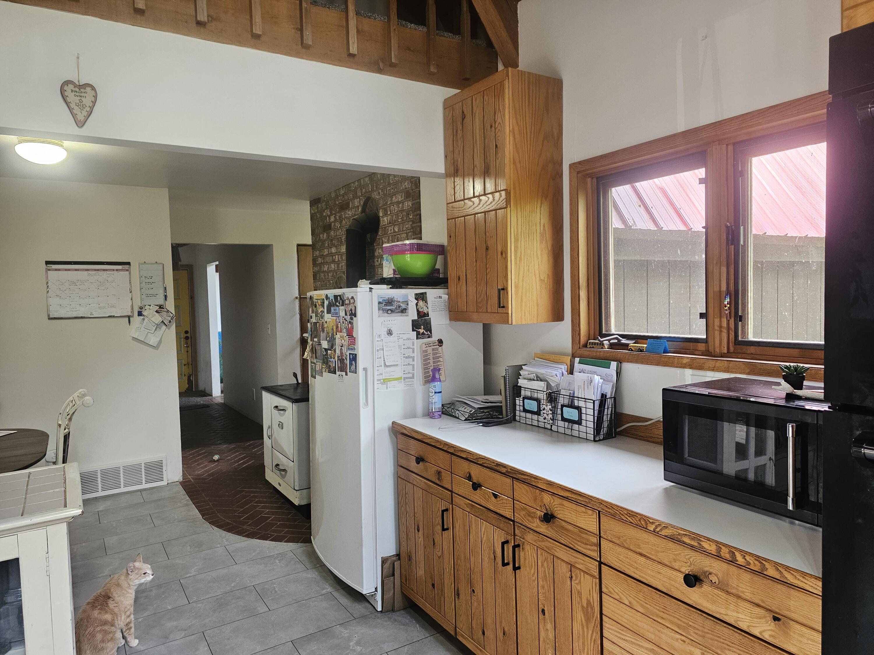 
                        Property photograph at
                        398462 HIGHWAY 20
                      