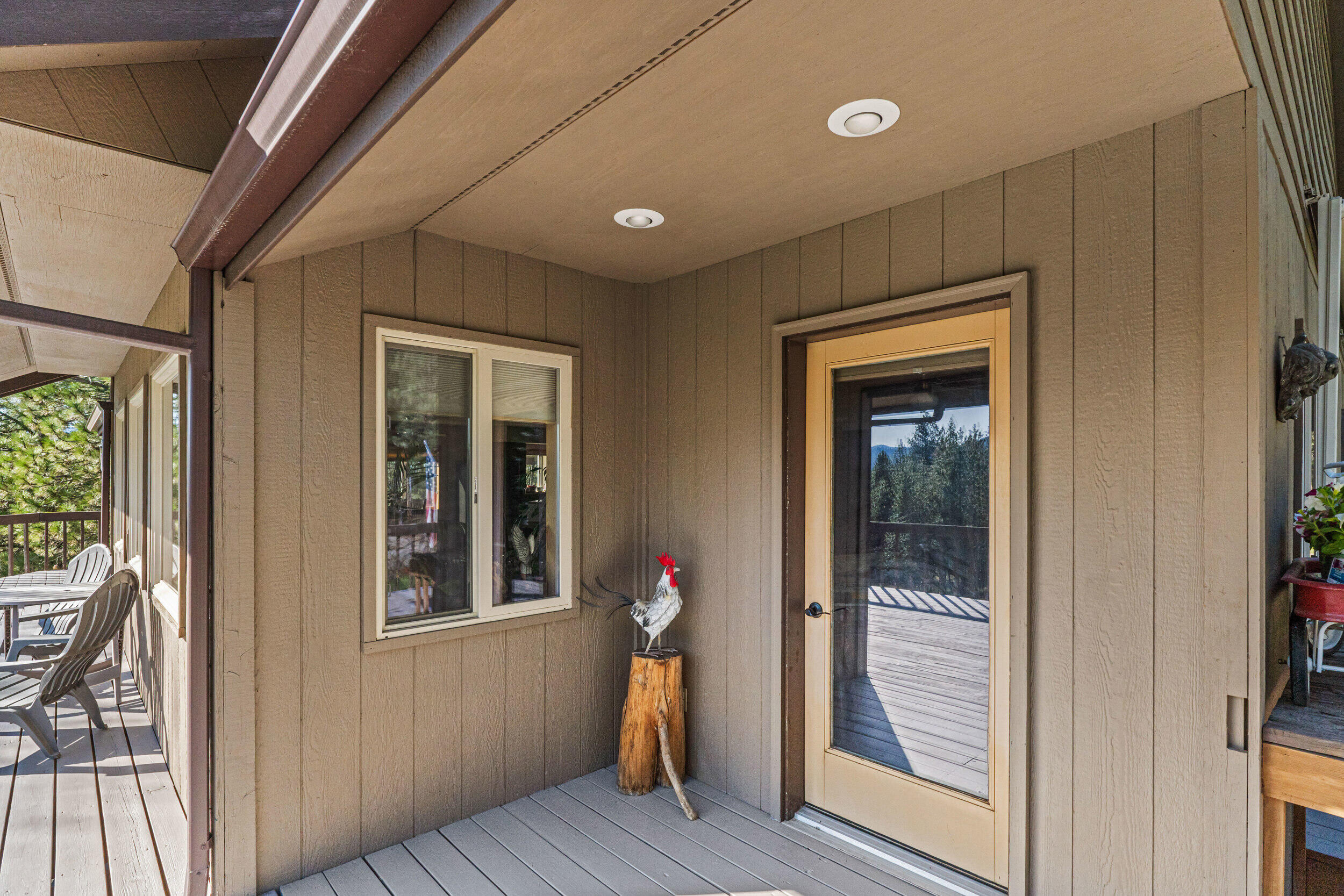 
                        Property photograph at
                        753 C ARDEN BUTTE RD
                      