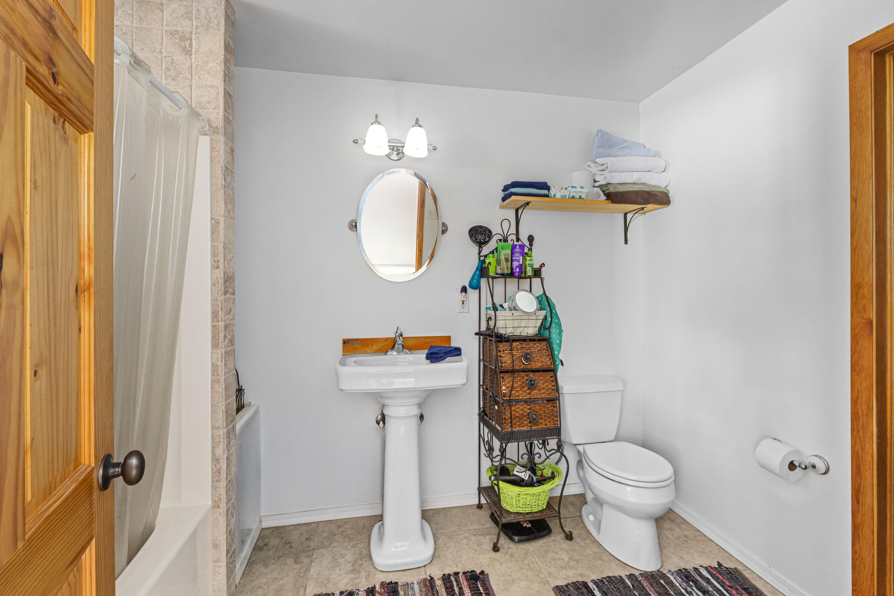 
                        Property photograph at
                        3733 V SAND CREEK RD
                      