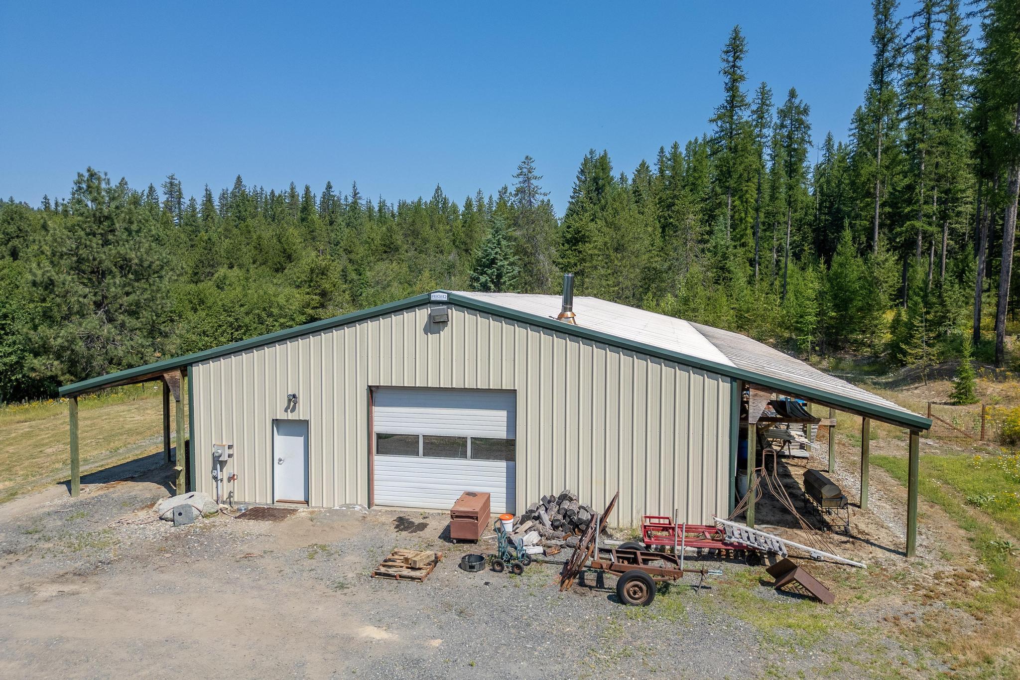 
                        Property photograph at
                        1381 LITTLE TWIN LAKES RD
                      