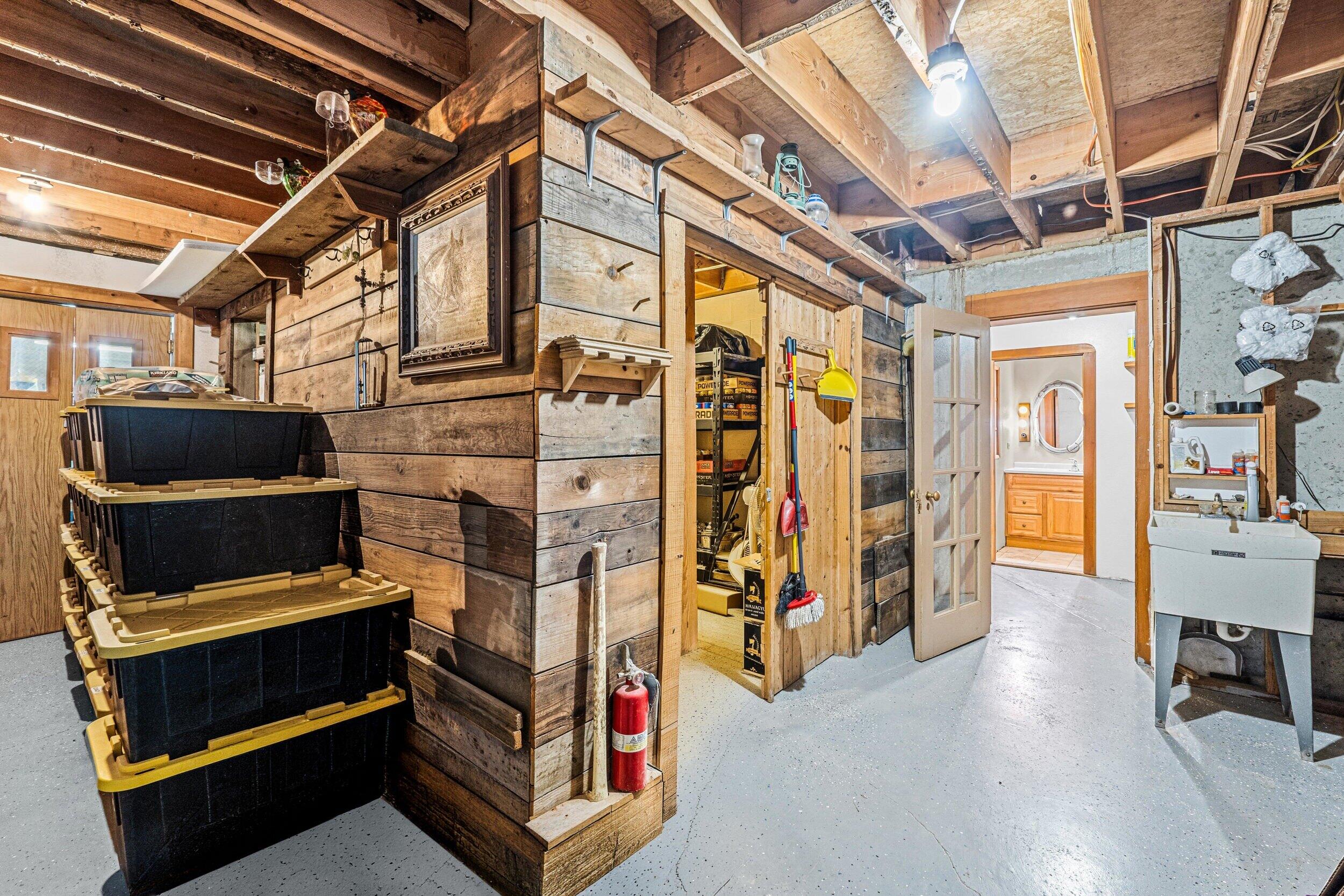 
                        Property photograph at
                        4158 LUMBERG RD
                      