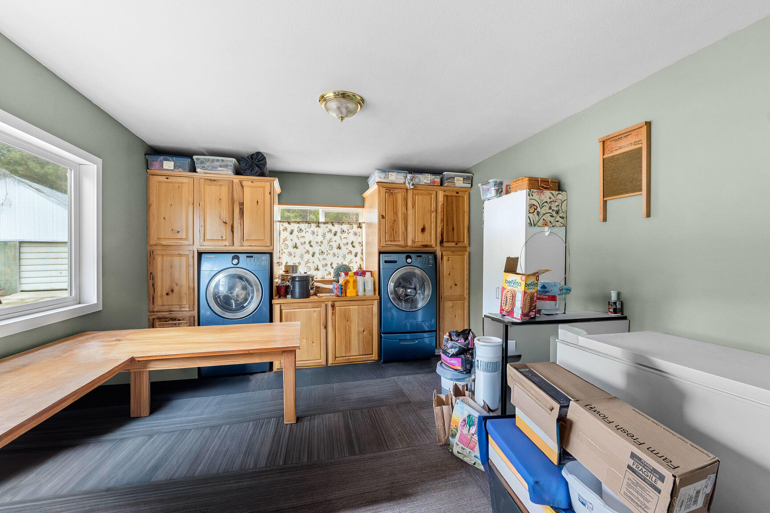 
                        Property photograph at
                        2852 HORSESHOE LAKE RD
                      