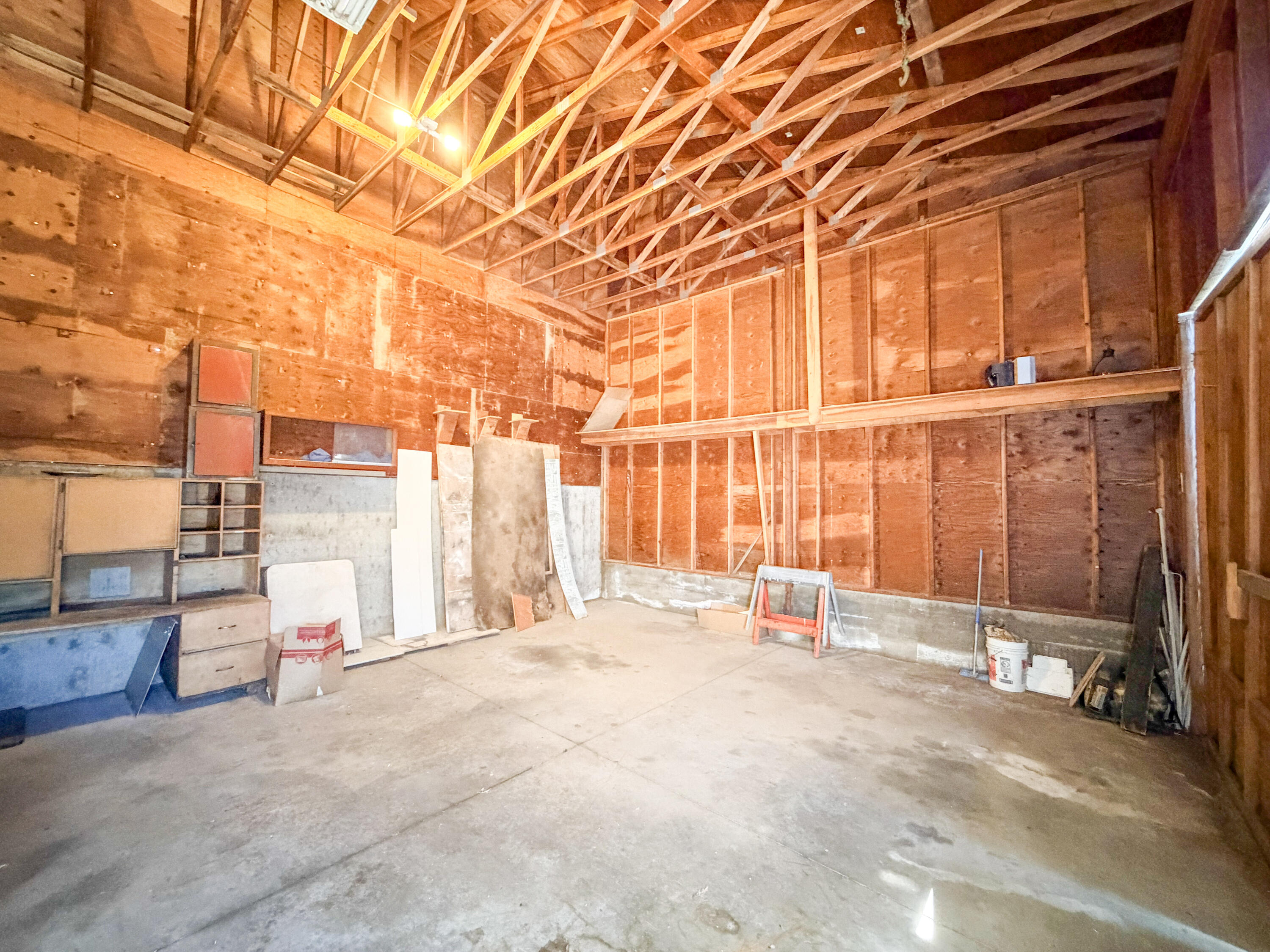 
                        Property photograph at
                        598 N HWY 395
                      