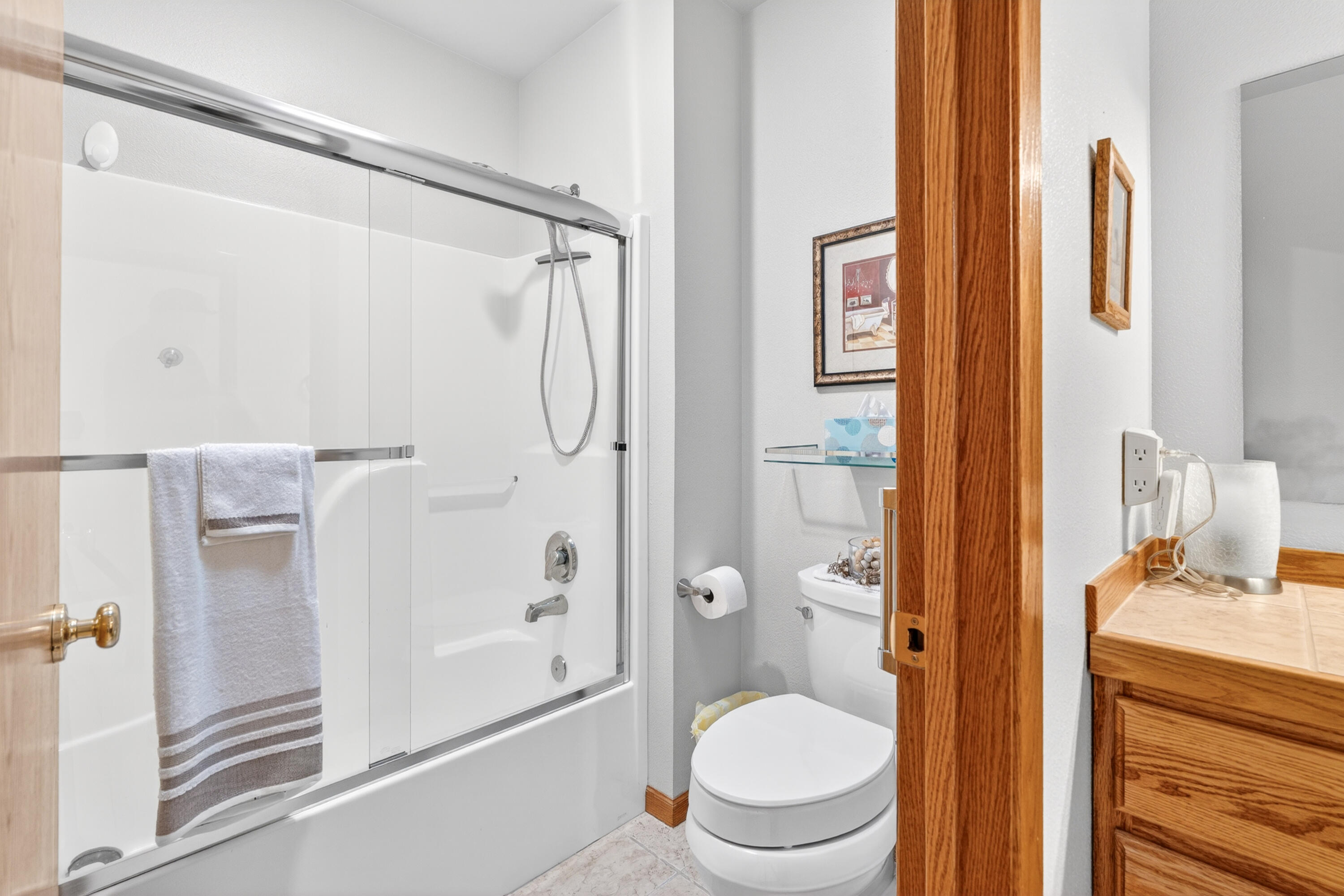 
                        Property photograph at
                        257 EAGLE DR
                      