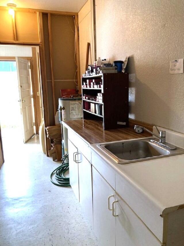 
                        Property photograph at
                        380 E 3RD AVE
                      