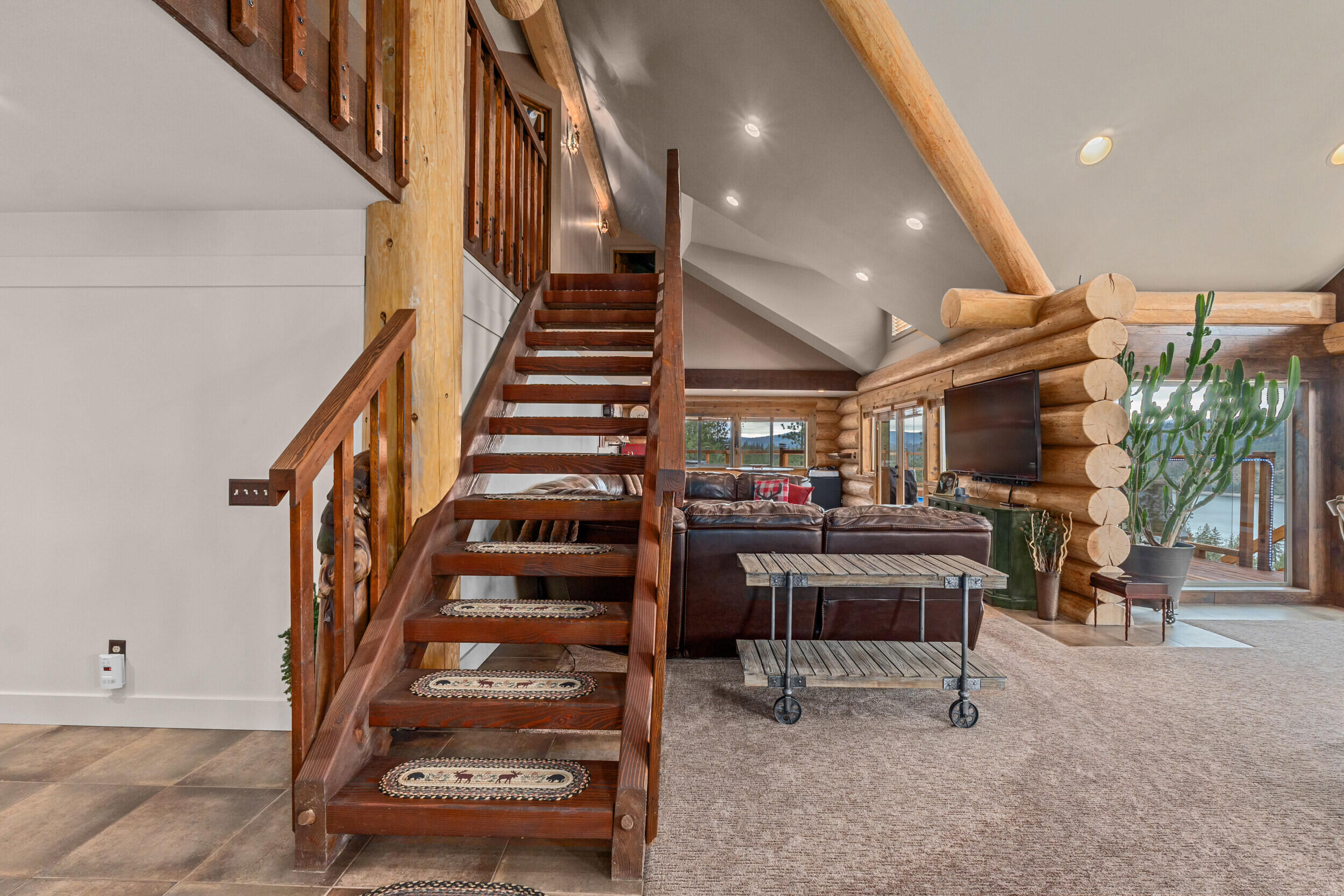 
                        Property photograph at
                        33905 WINTERWOOD LN E
                      